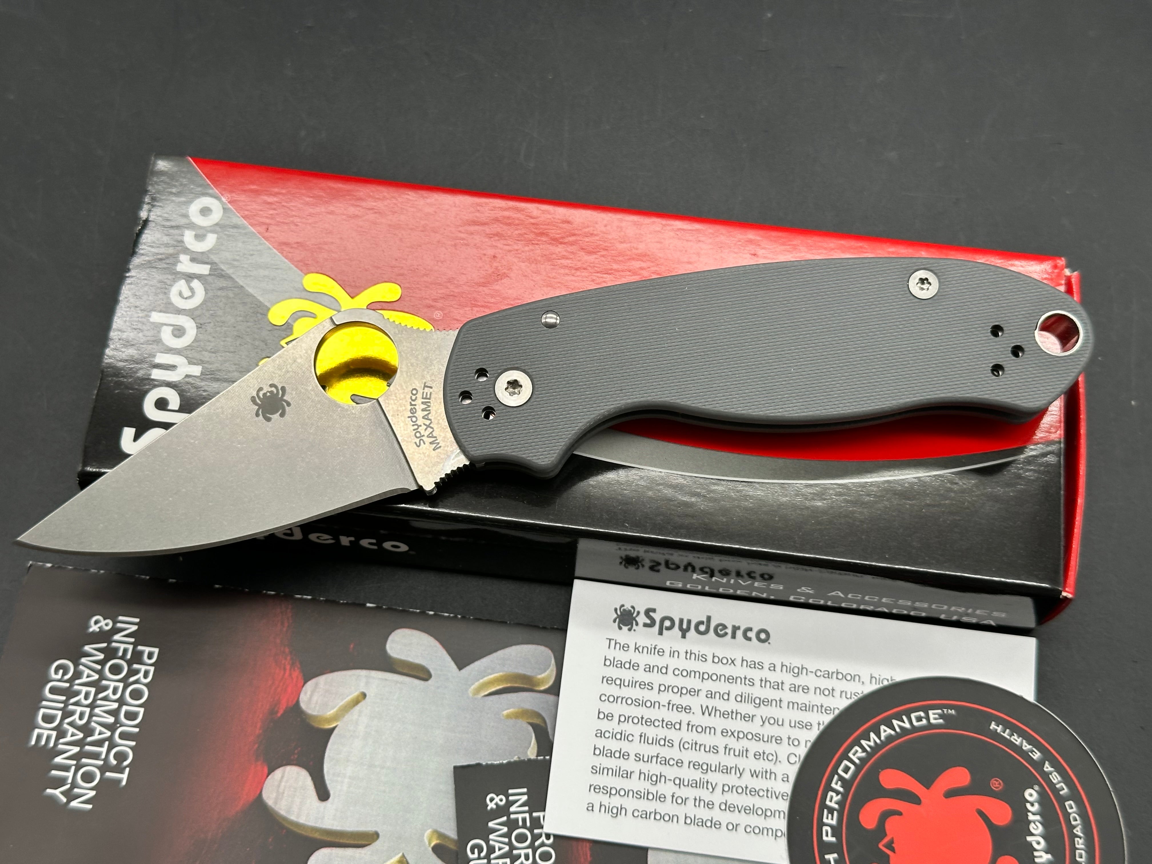 Spyderco Para 3 2.93" Maxamet Stonewash Blade with Gray G10 Scales