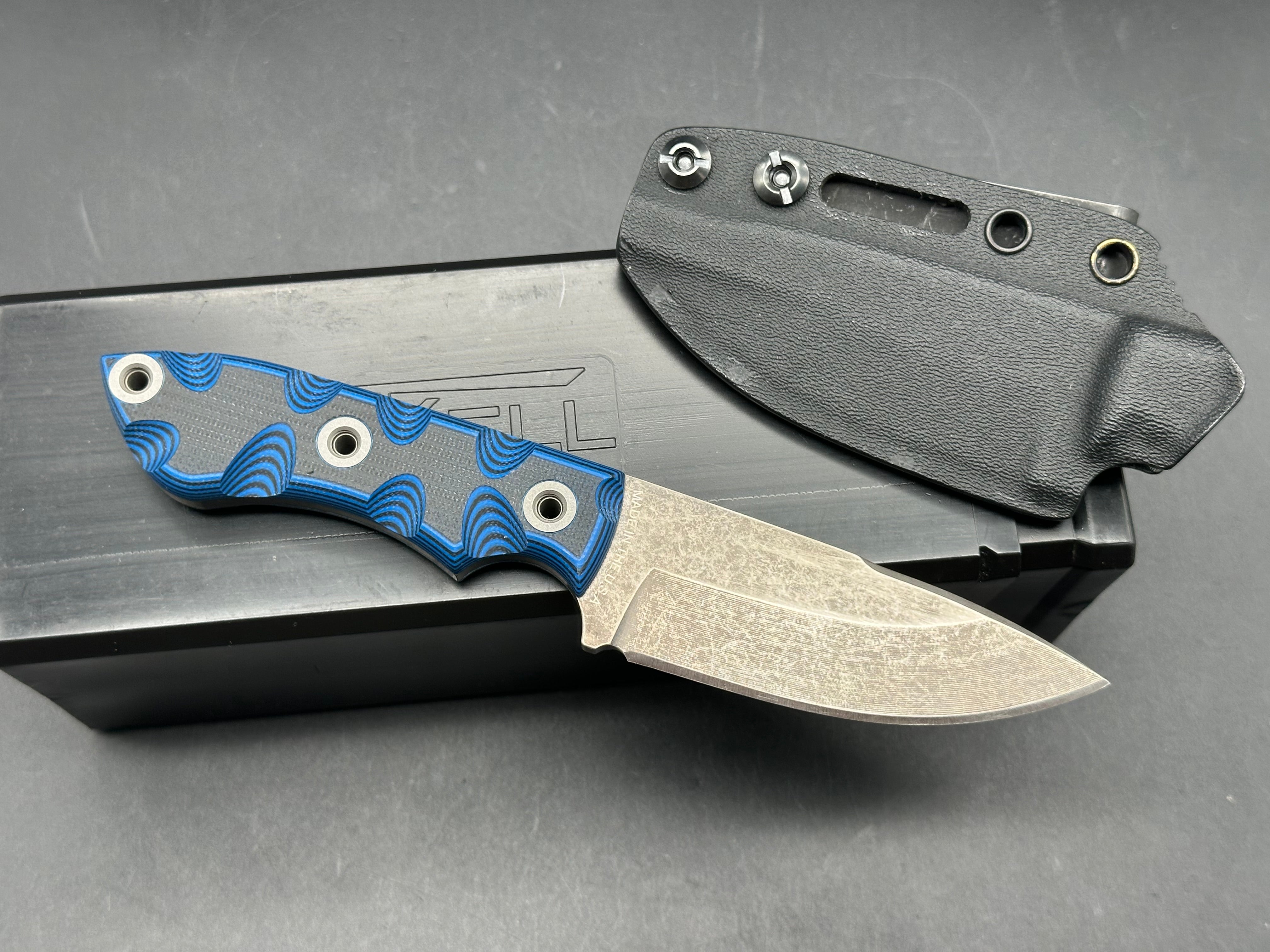 T Kell Raider is AEB-L steel Blue Midnight handle