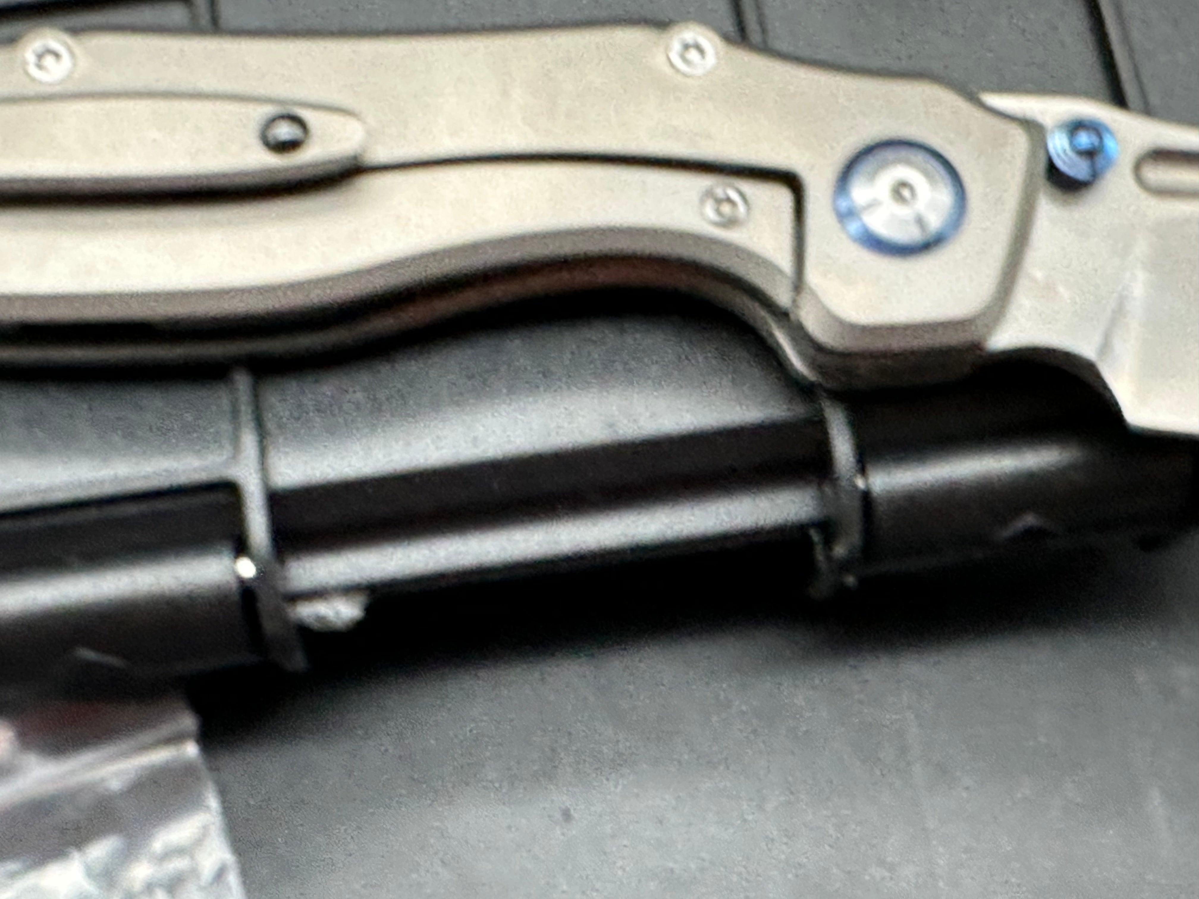 REMETTE RT-TwoFace Knife Titanium Handle M390 Blade (Silver)