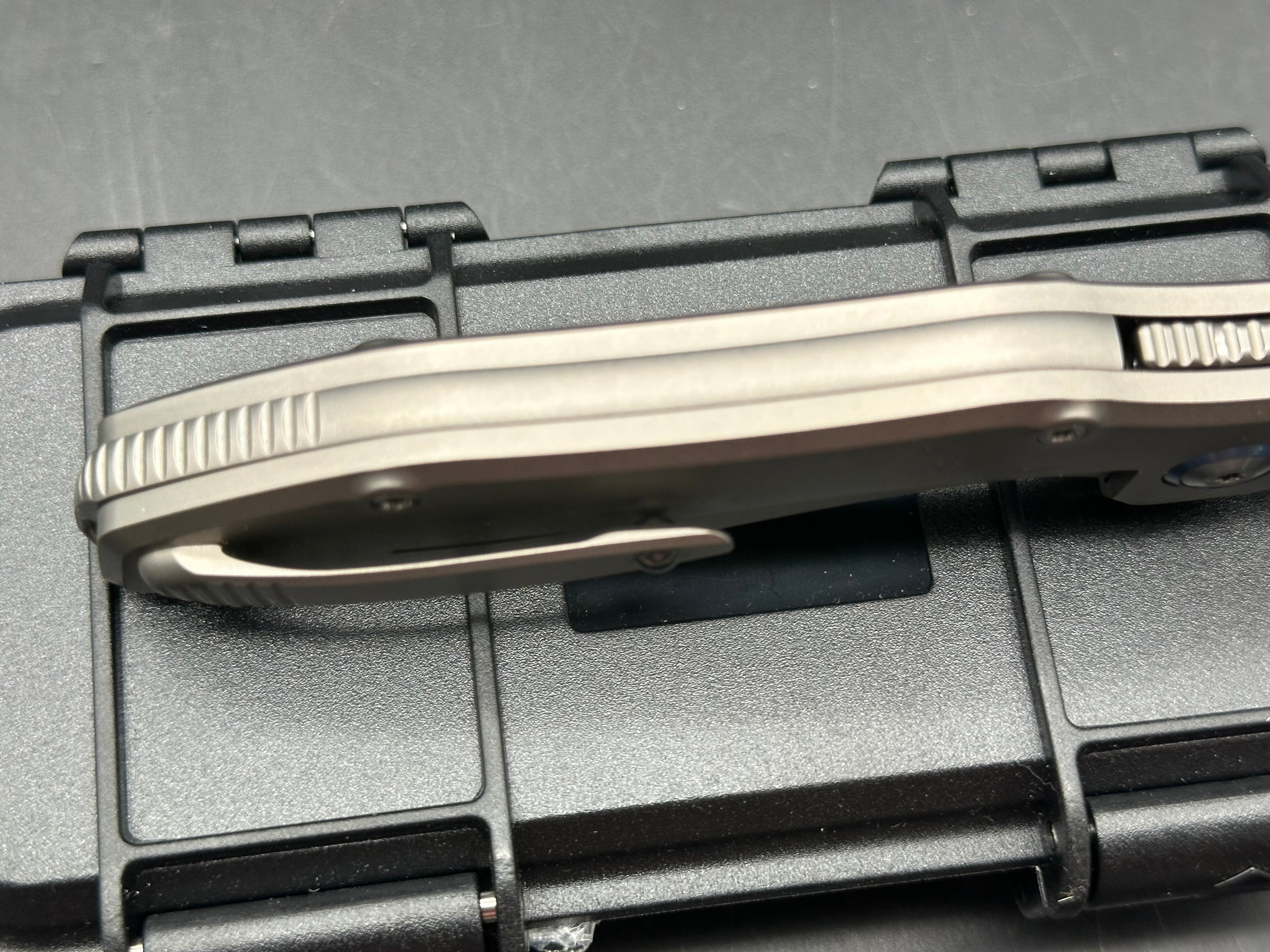 REMETTE RT-TwoFace Knife Titanium Handle M390 Blade (Silver)