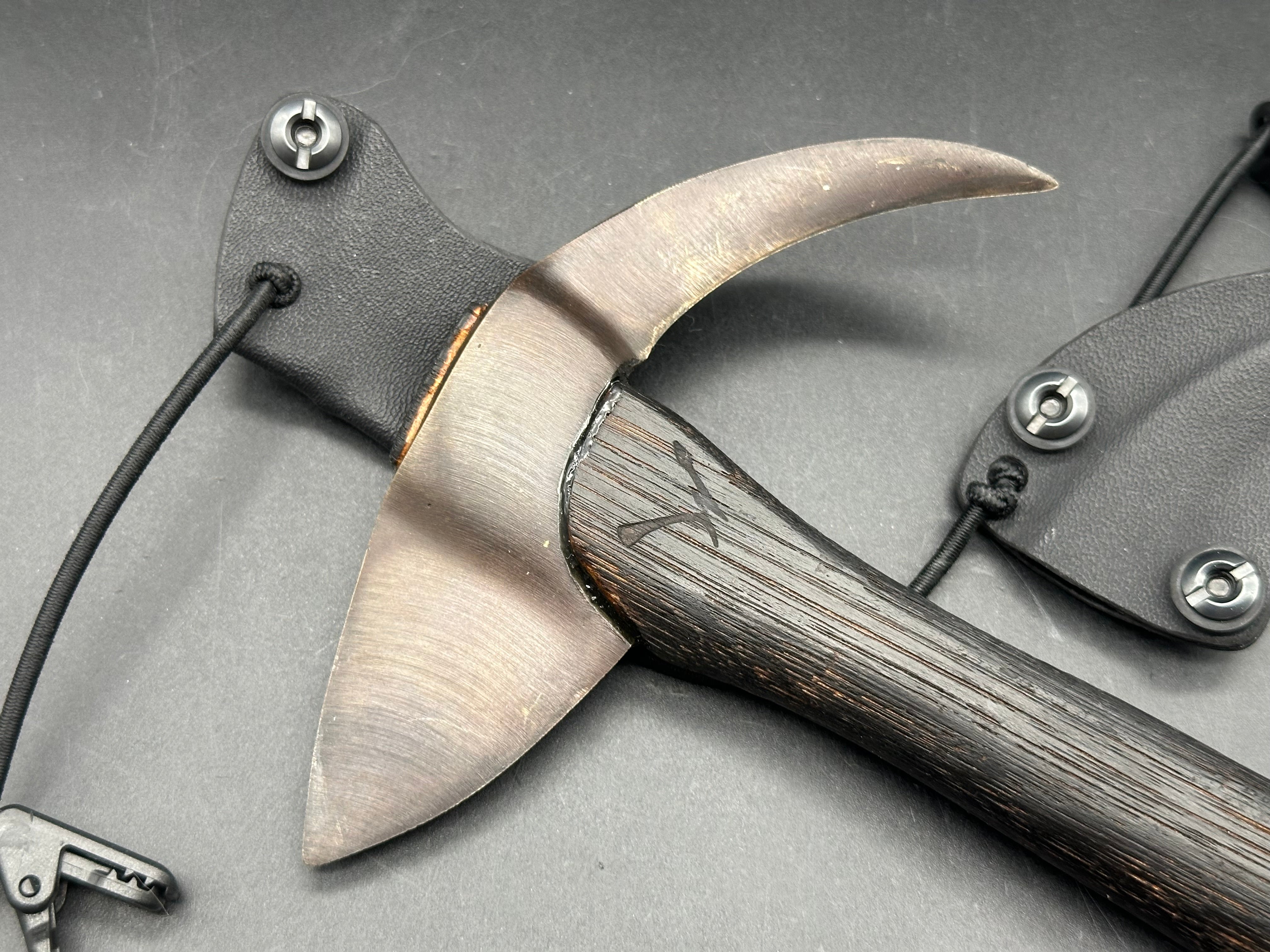 The Empress Tomahawk from Wingard Wearables
