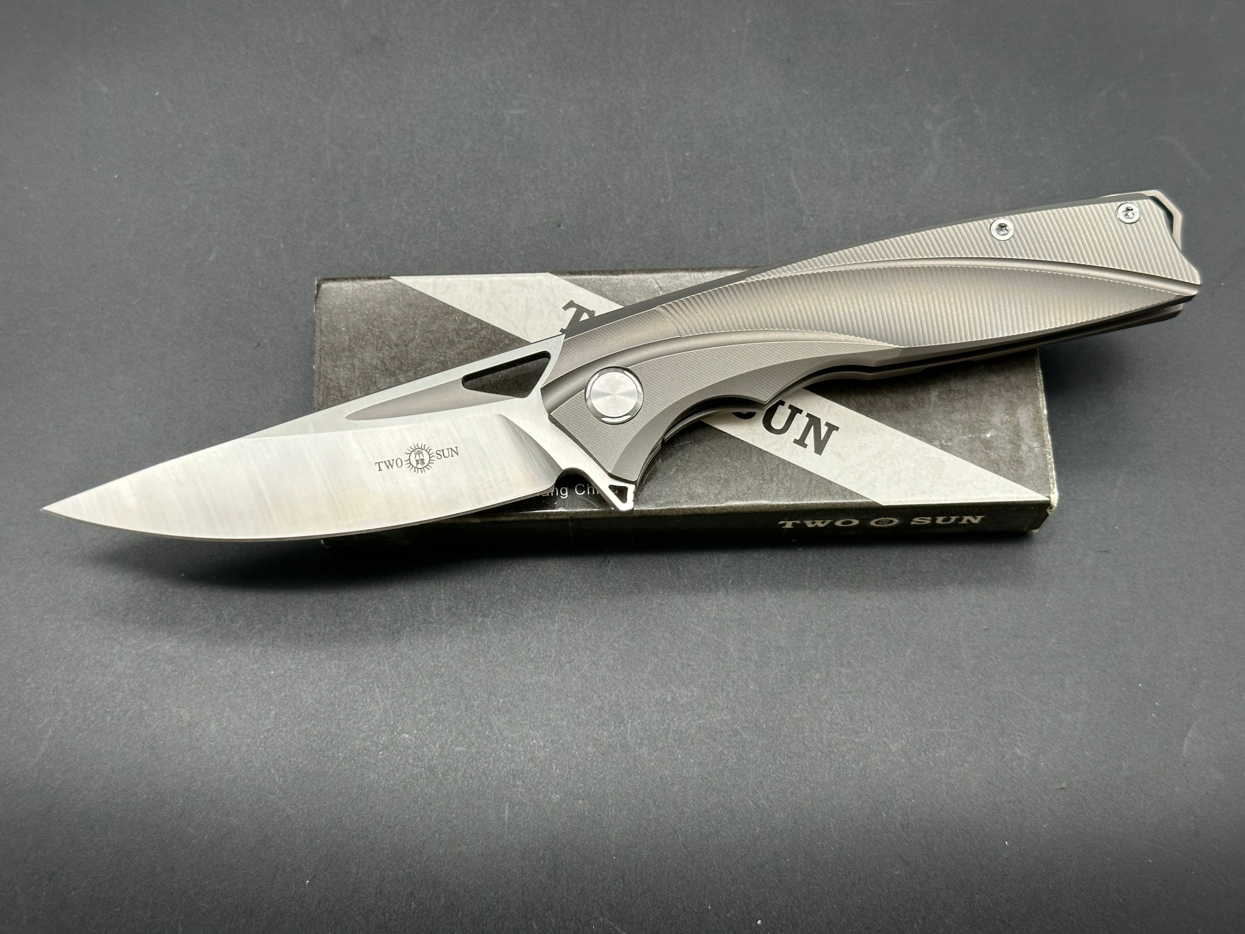 TwoSun TS107 titanium handle w/S90V blade