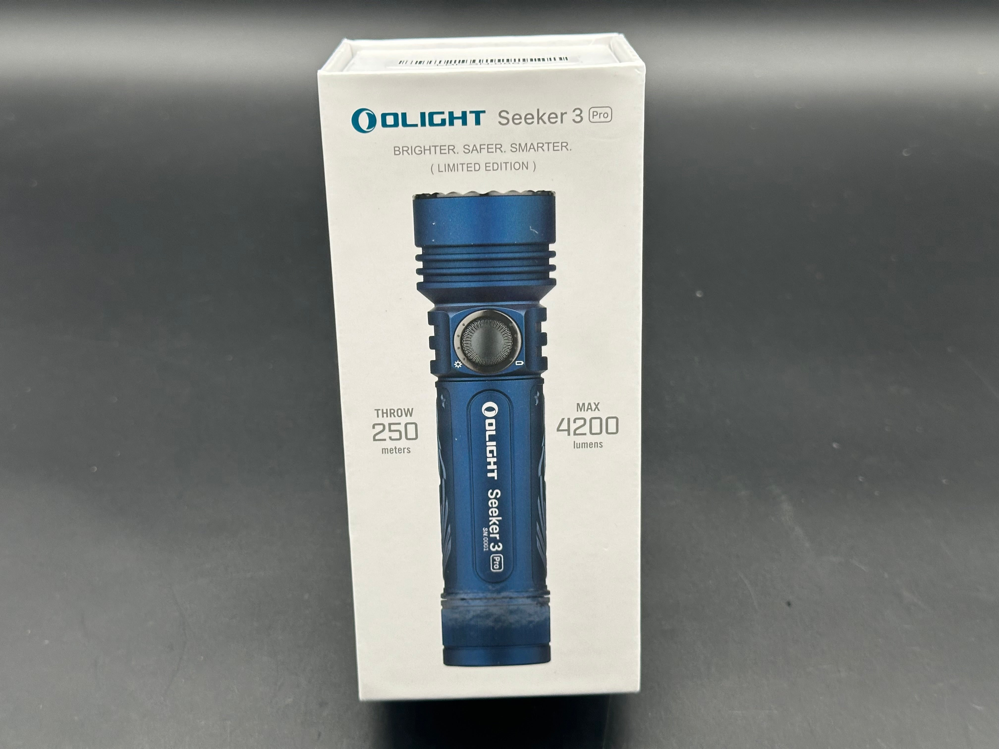 Olight Seeker 3 Pro Night Wolf Blue LTD Magnetic Rechargeable 4200 Lumen LED Flashlight