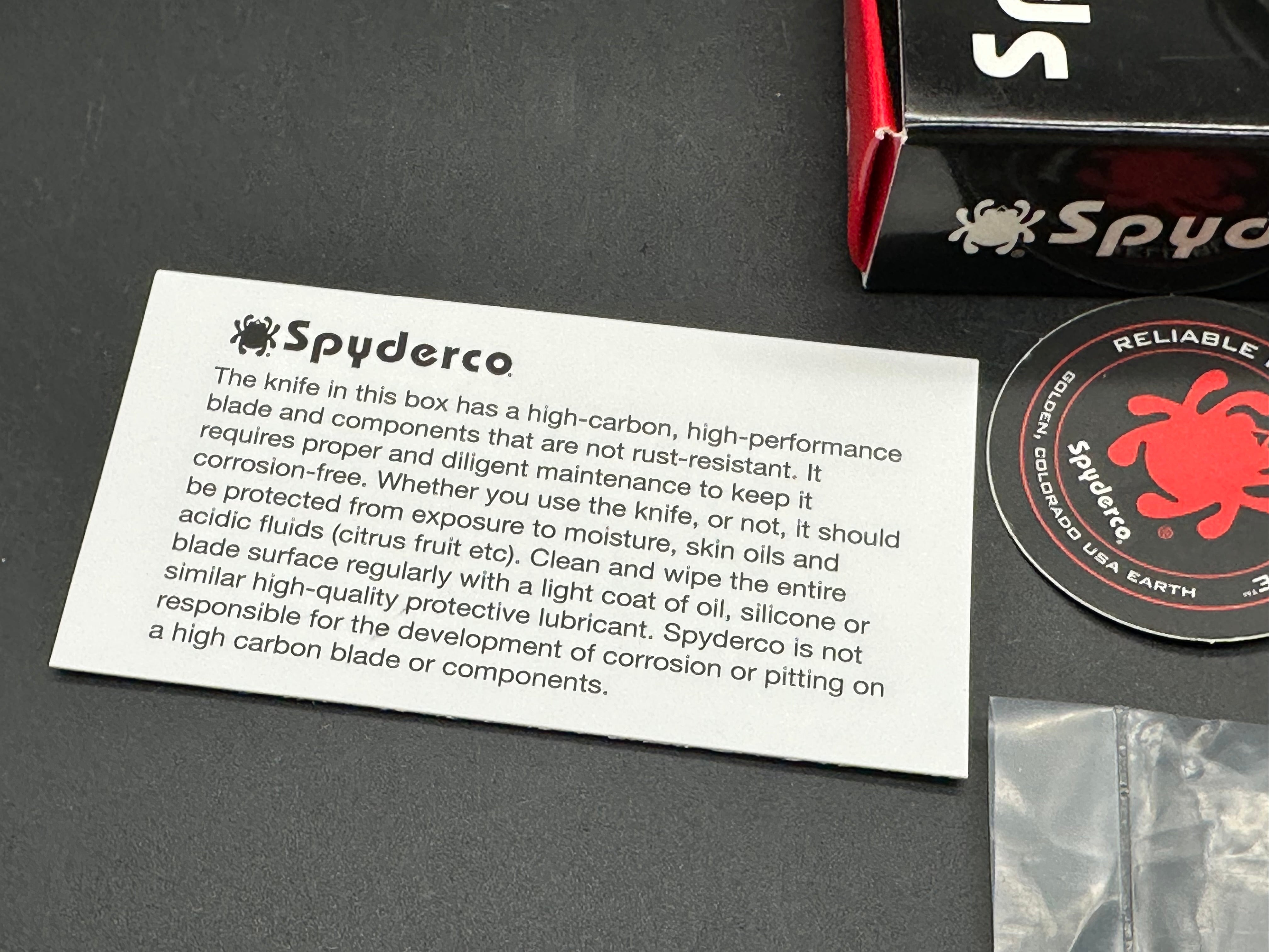 Spyderco Gail Bradley 2, gold dark matter scales Plus original scales