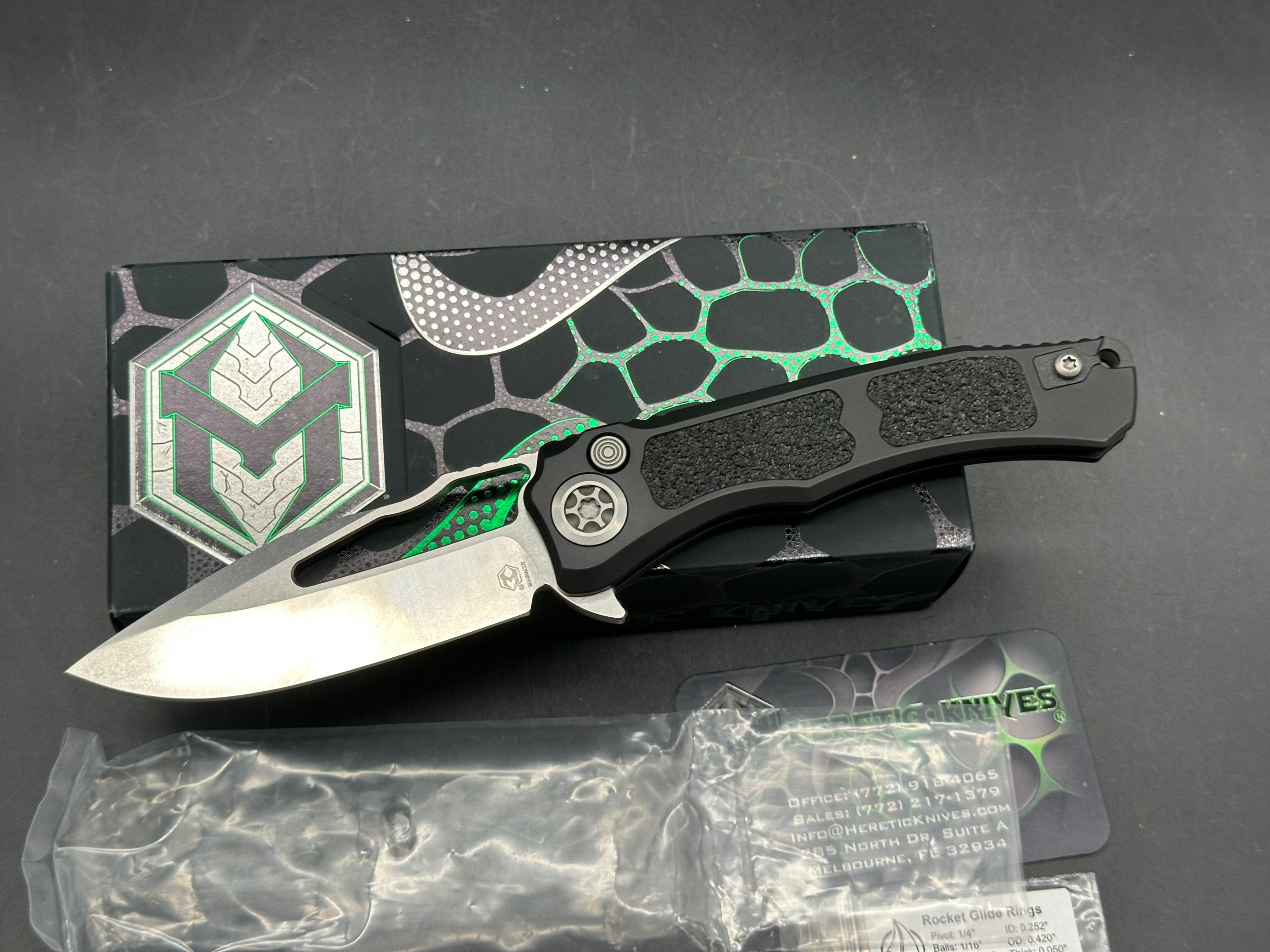 Heretic Wraith V4 Manual, 3.625" MagnaCut Stonewash Blade with Black Gripped Aluminun Scales