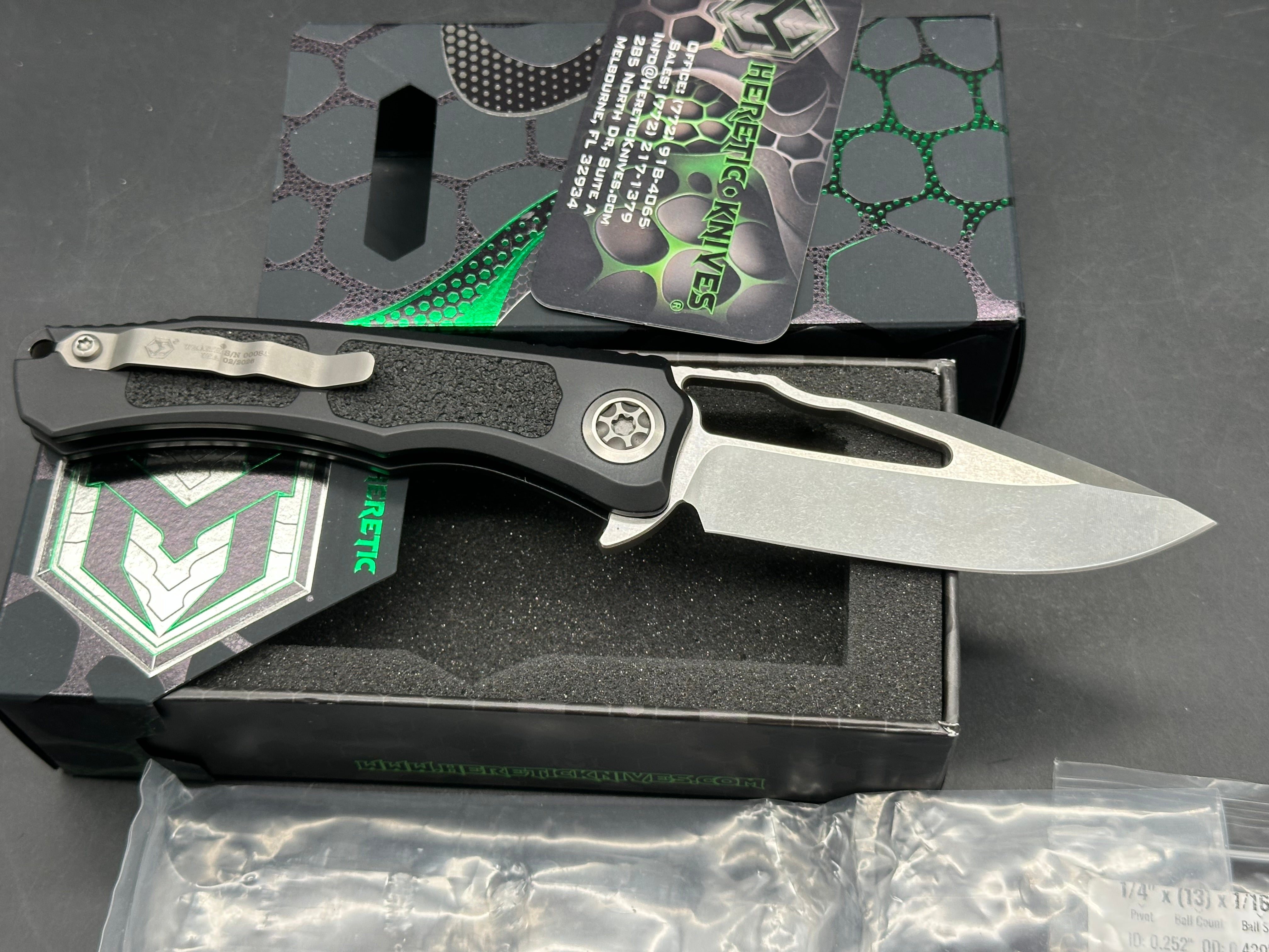 Heretic Wraith V4 Manual, 3.625" MagnaCut Stonewash Blade with Black Gripped Aluminun Scales