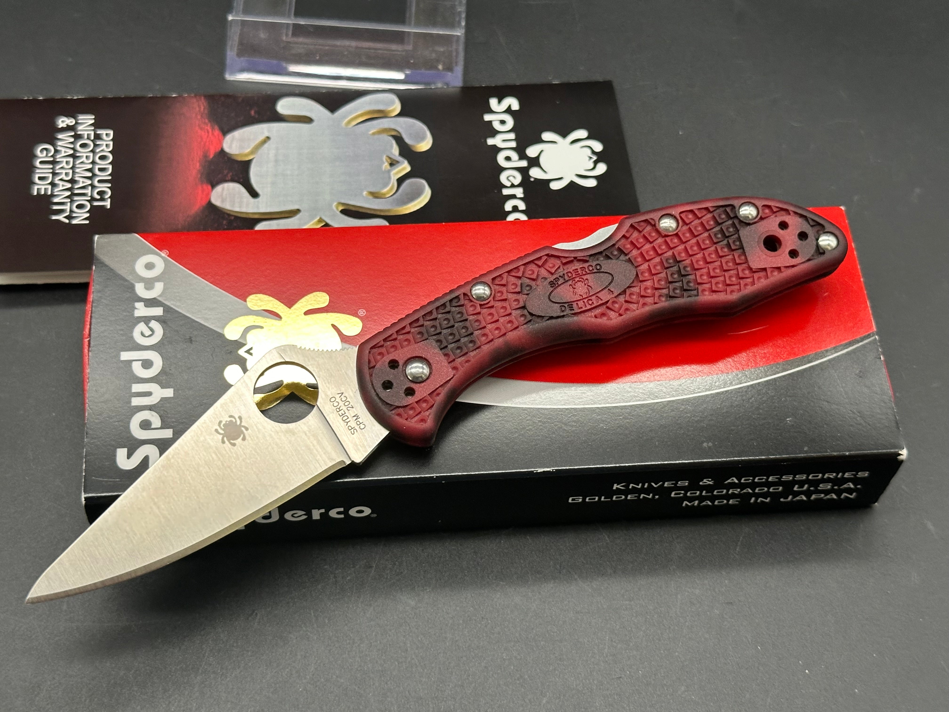 Spyderco Delica 4 FRN Red/Black Zome (DLT Trading Exclusive)