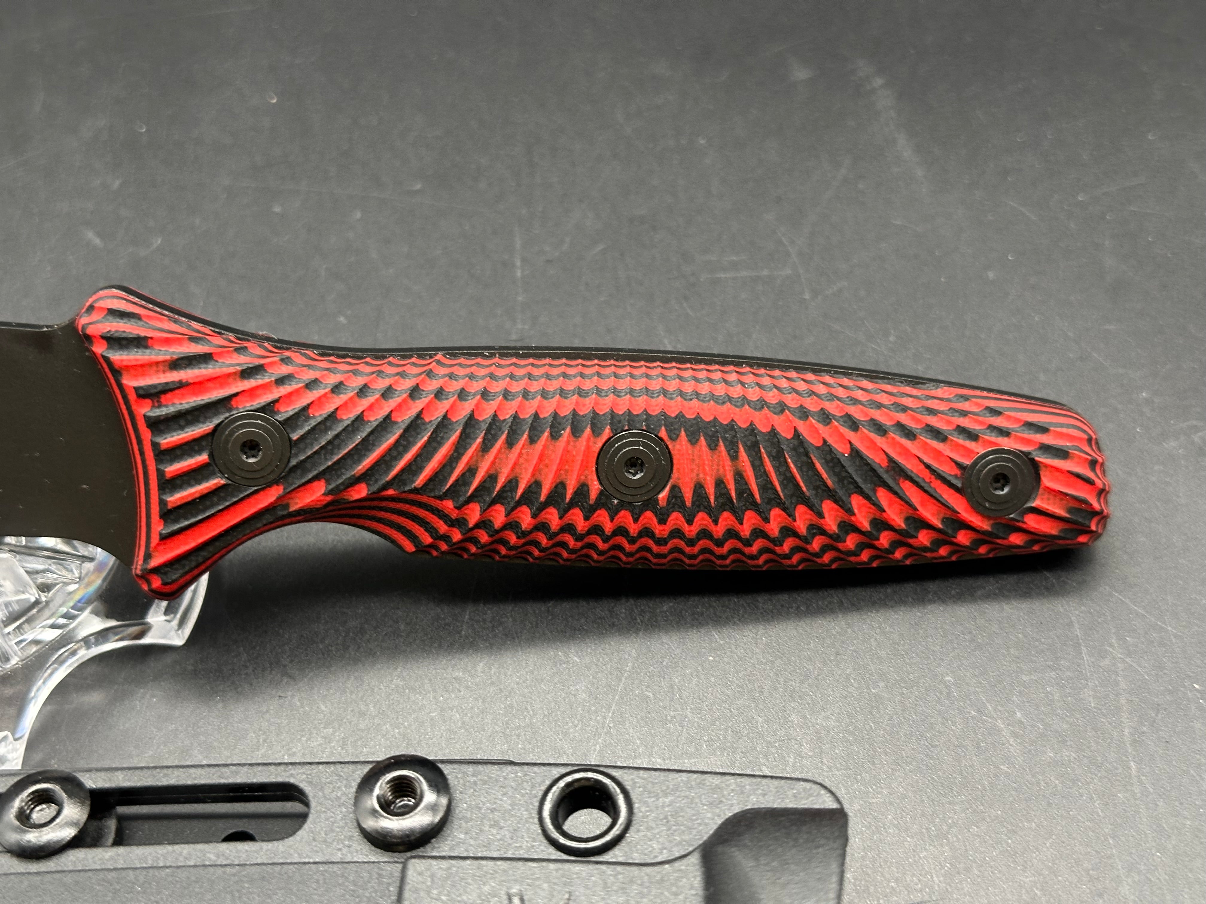 Spartan Ronin Torii Fixed Blade knife Red/Black G10