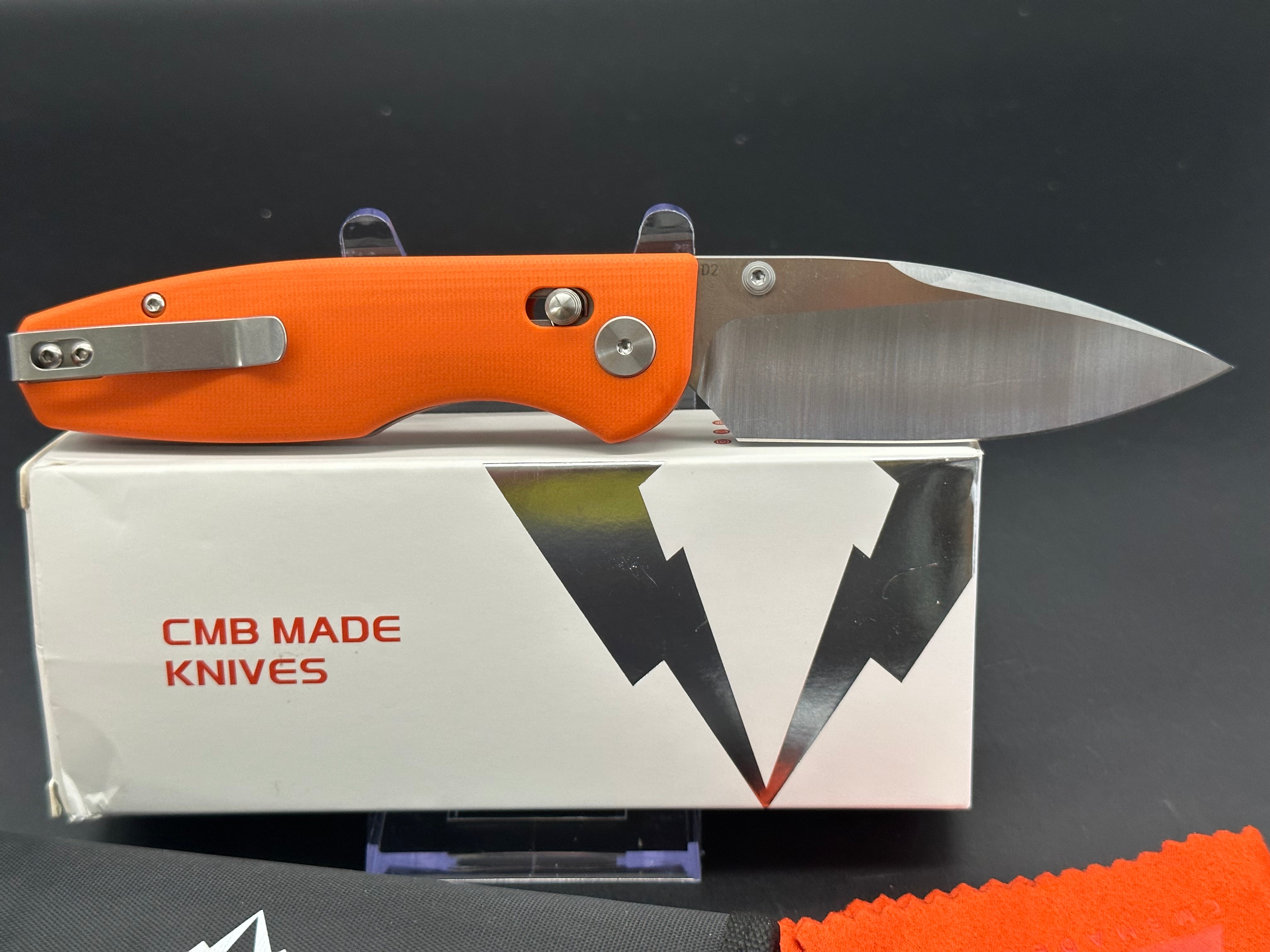 CMB PREDATOR Orange G10