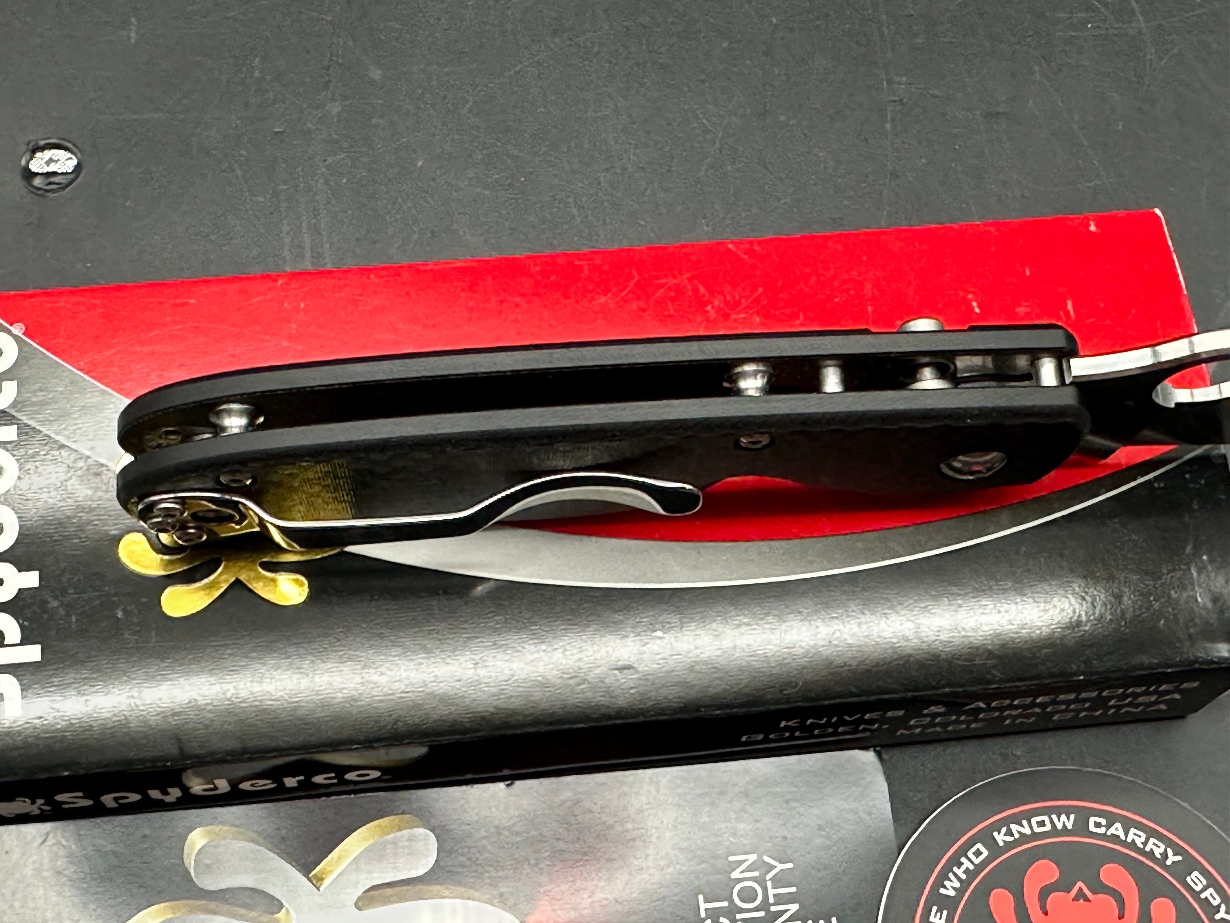 Spyderco ButtonUp, 3.27" 8Cr13MoV Satin Blade with Carbon Fiber-Black G10 Laminate Scales