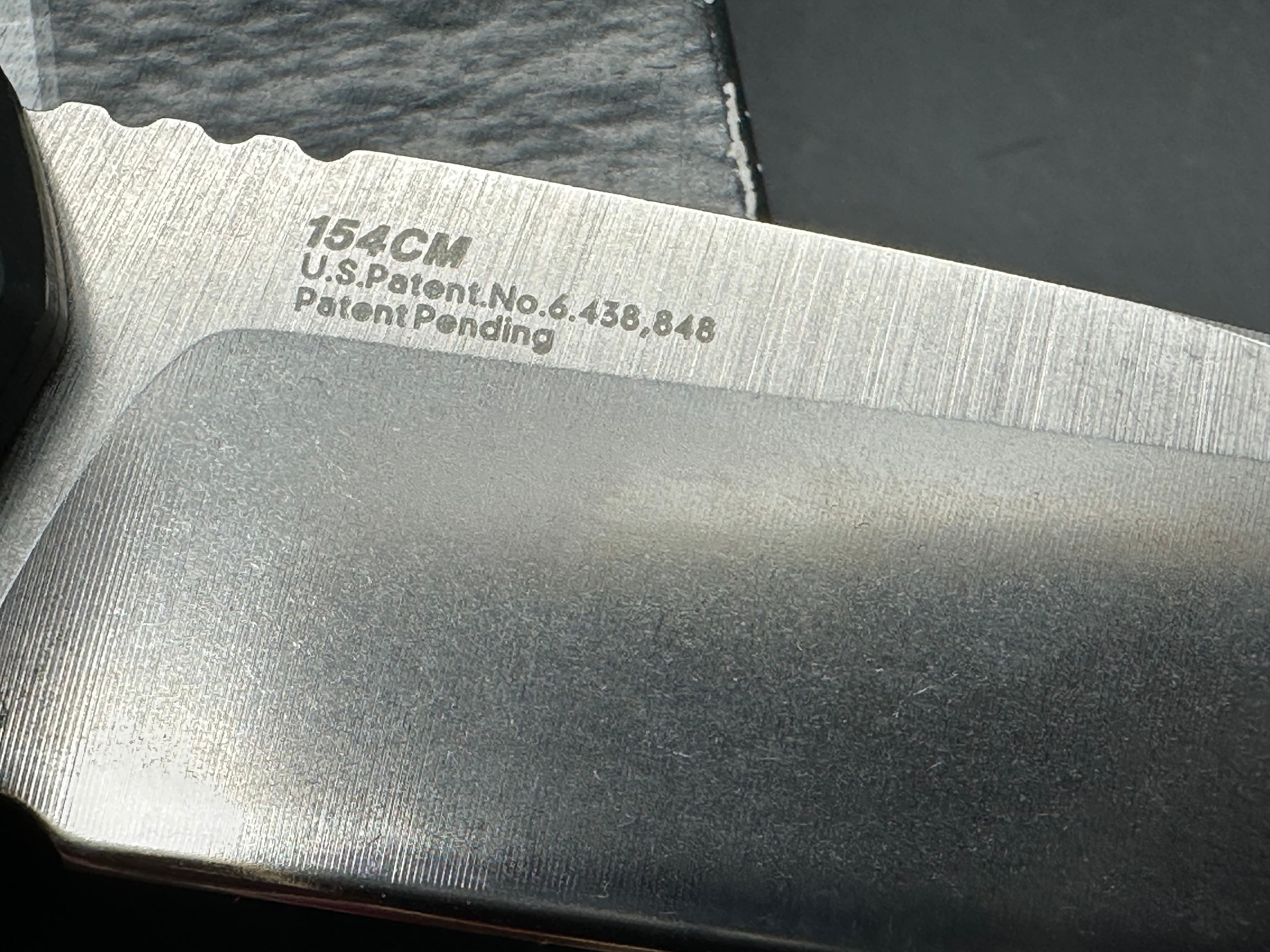 Benchmade Knives: 6800BK Auto APB