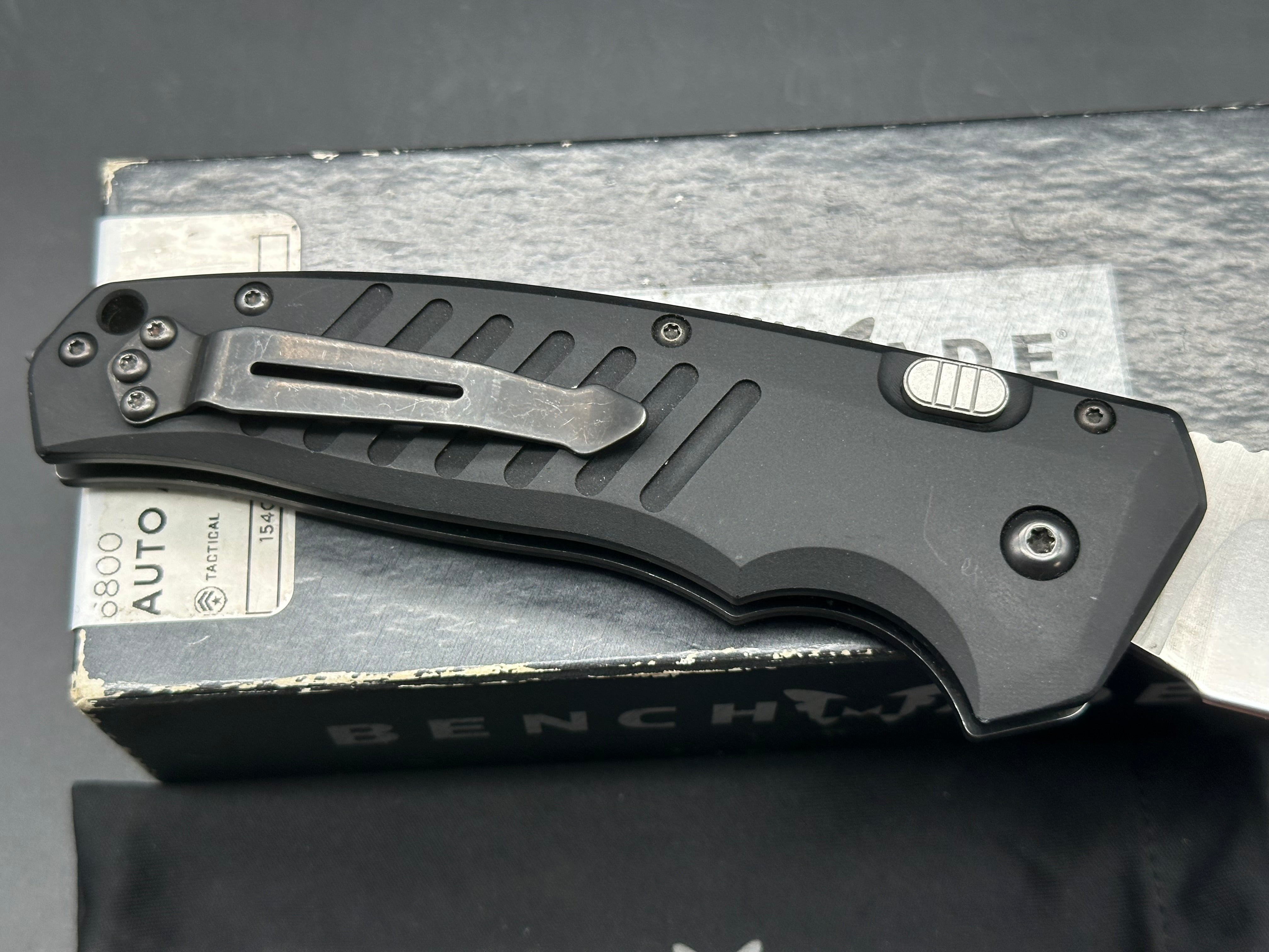 Benchmade Knives: 6800BK Auto APB