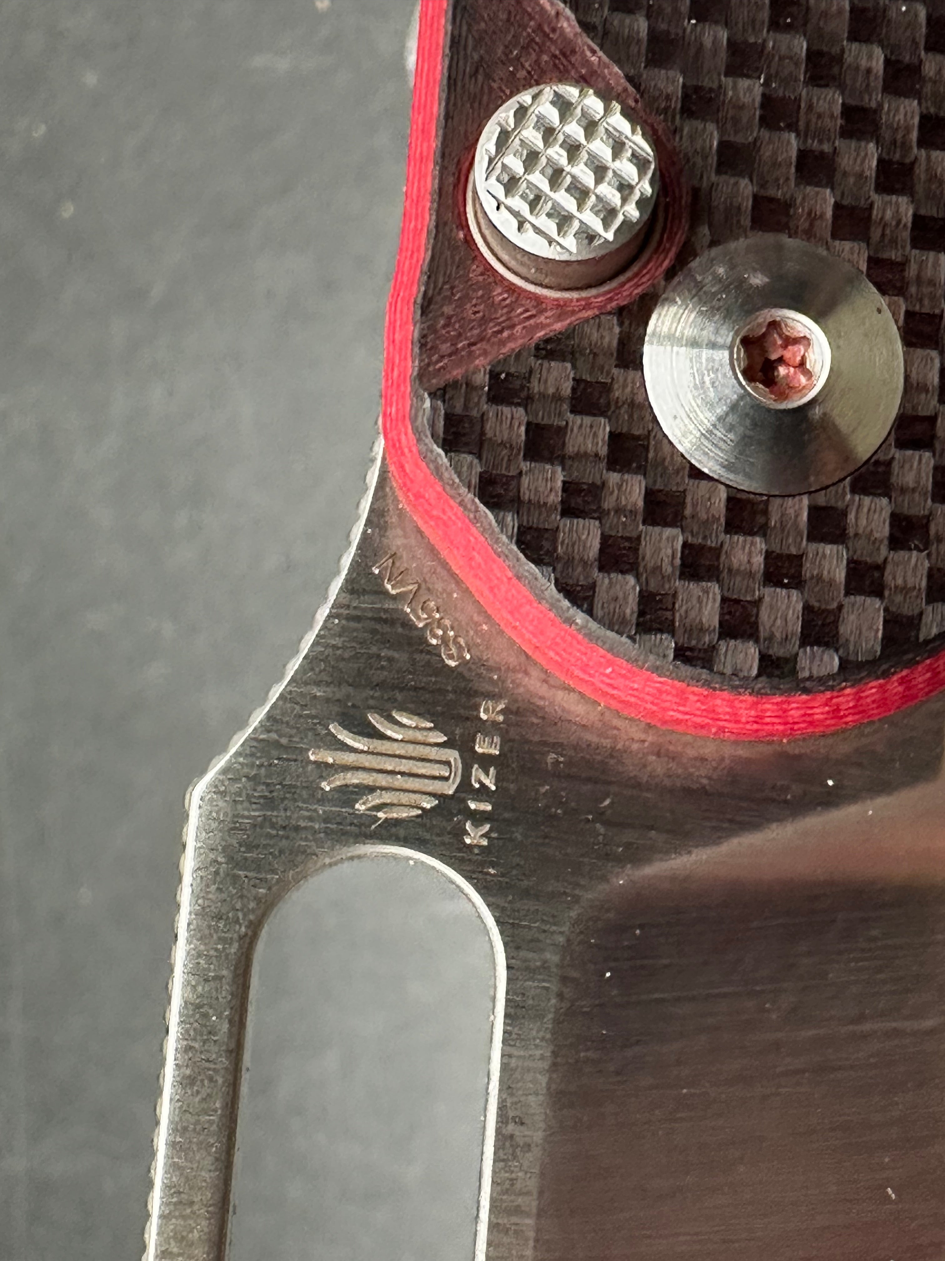 Kizer Comorant Dyed Scales (S35VN)