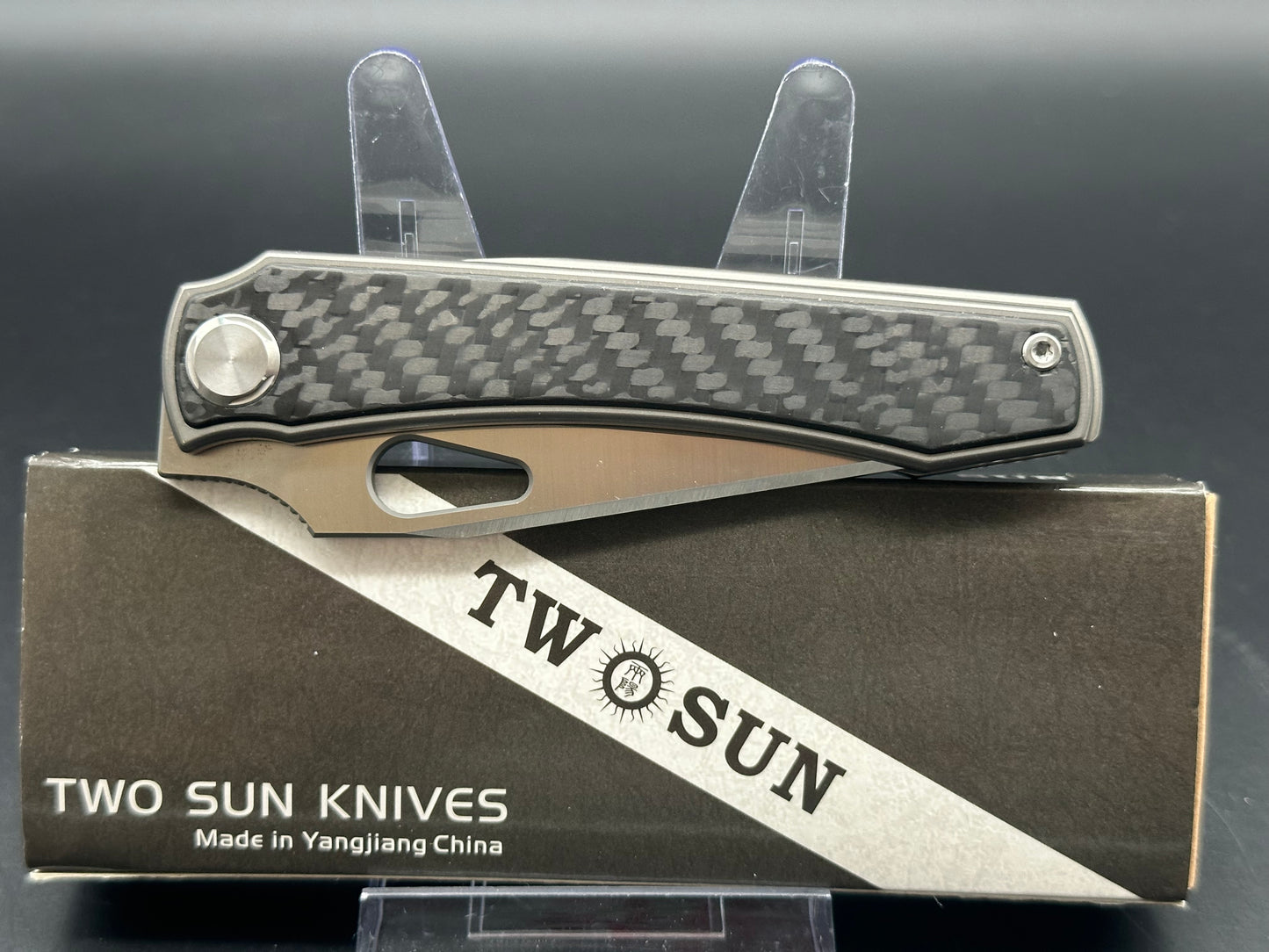 TWOSUN TS136 STINGRAY BLACK MARBLED CARBON FIBER w/ M390