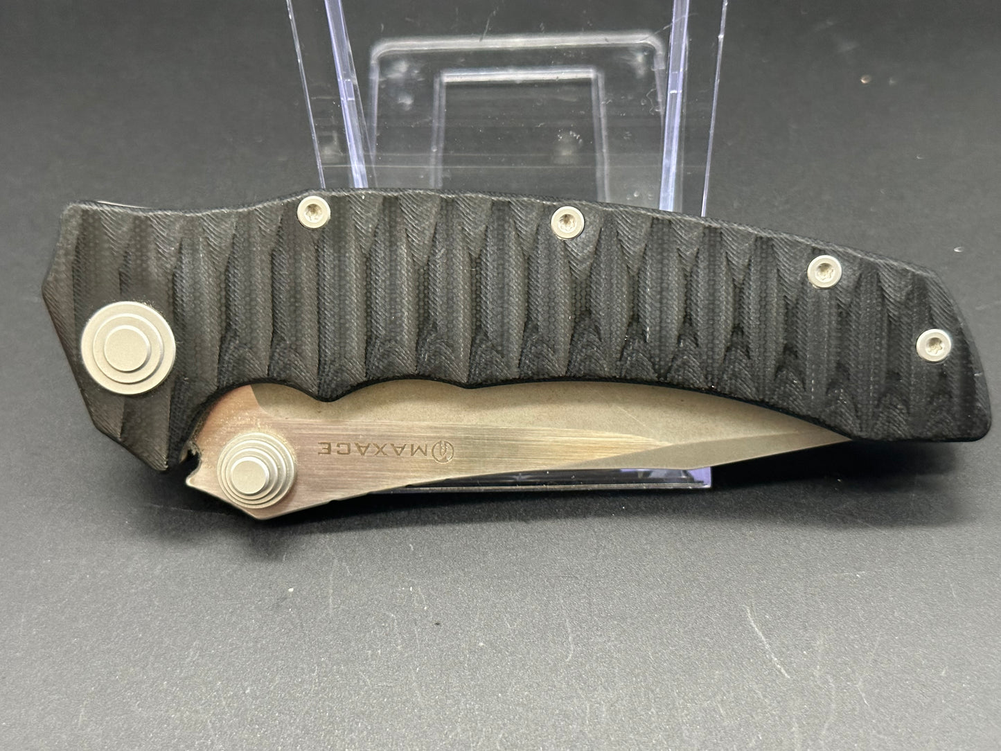 Maxace Sandstorm Black G10