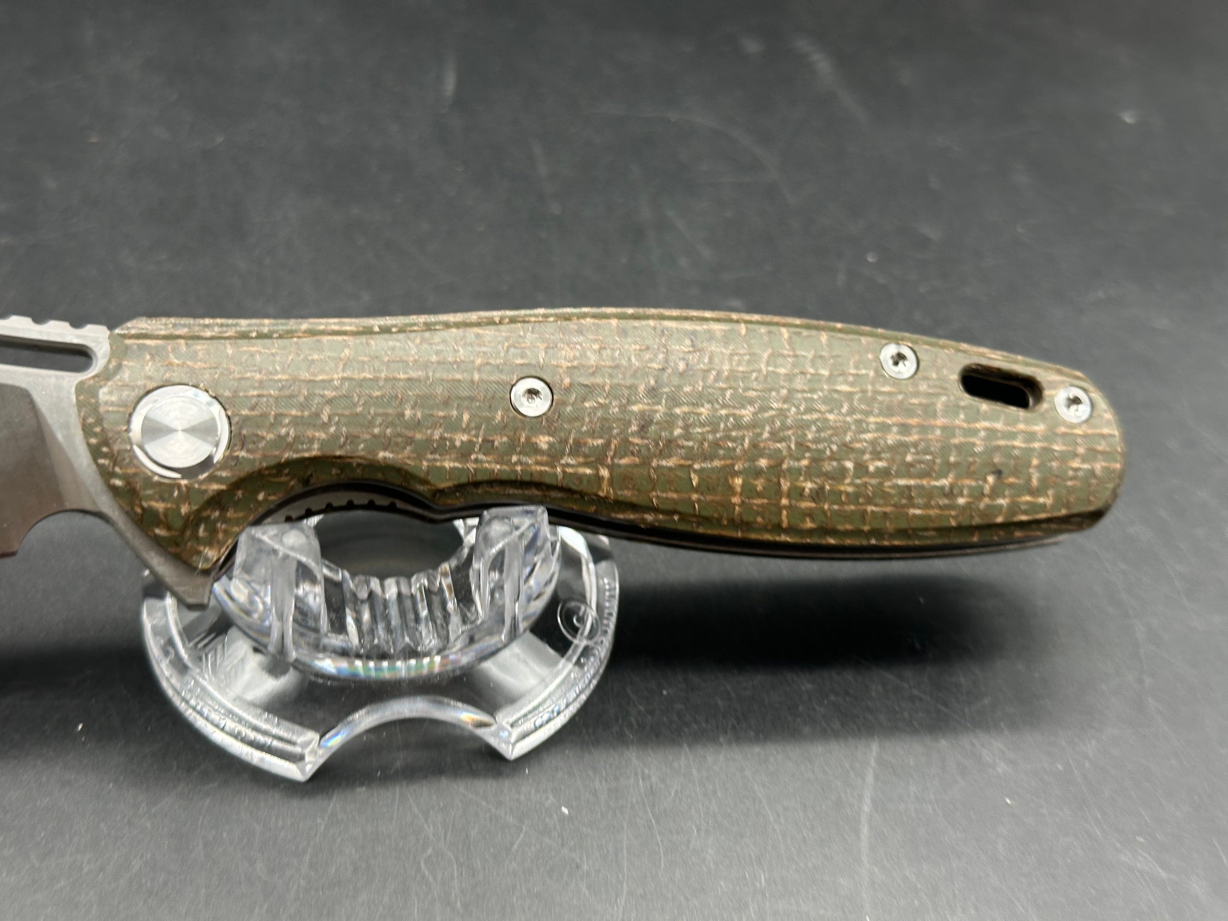 TWOSUN TS162 D2 MICARTA FLIPPER POCKET KNIFE GREEN MICARTA HANDLE PLAIN EDGE D2 BLADE