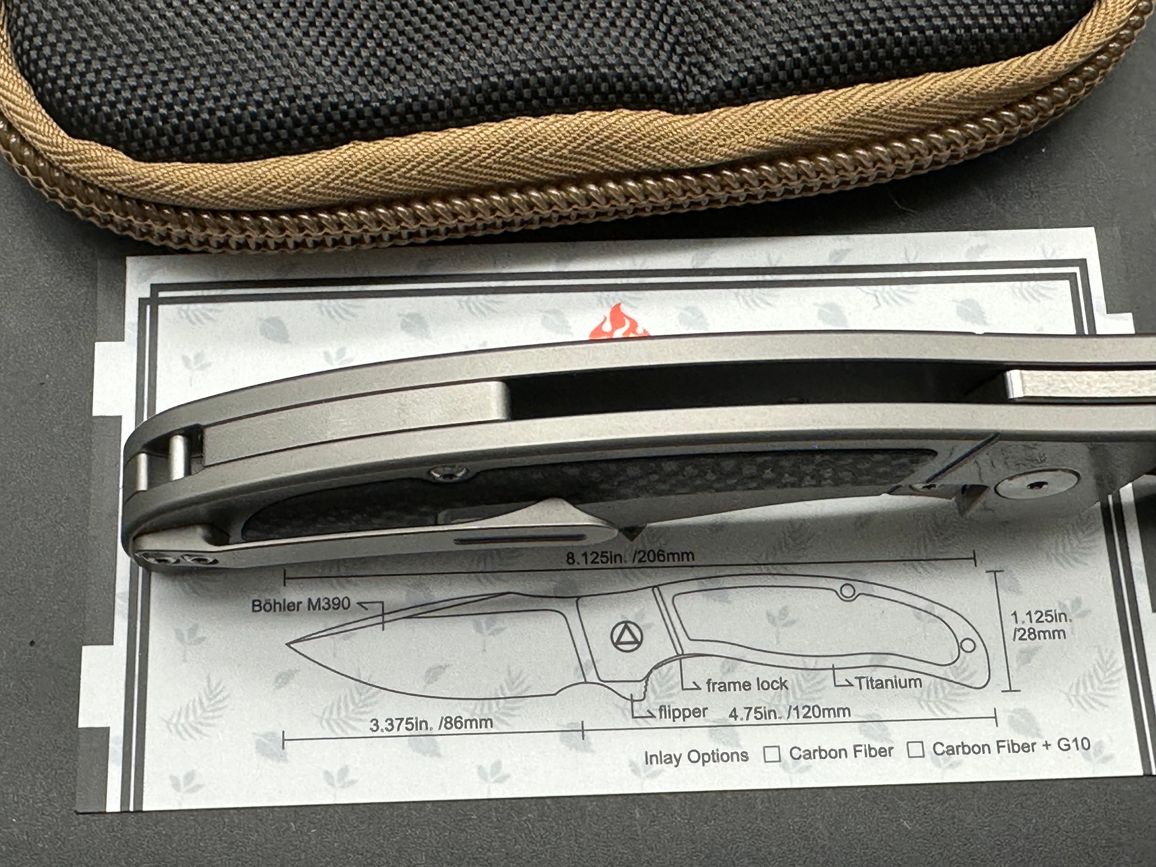 QSP Legatus Gudy Van Poppel design, Dutch Blade Works. 3.375 satin finished, Bohler M390 blade. Blasted titanium frame with carbon fiber insert