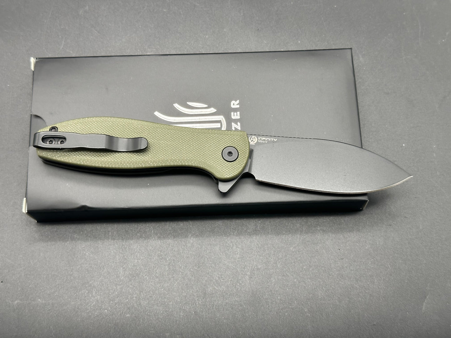 Kizer INFINITY NITRO-V black blade green G10