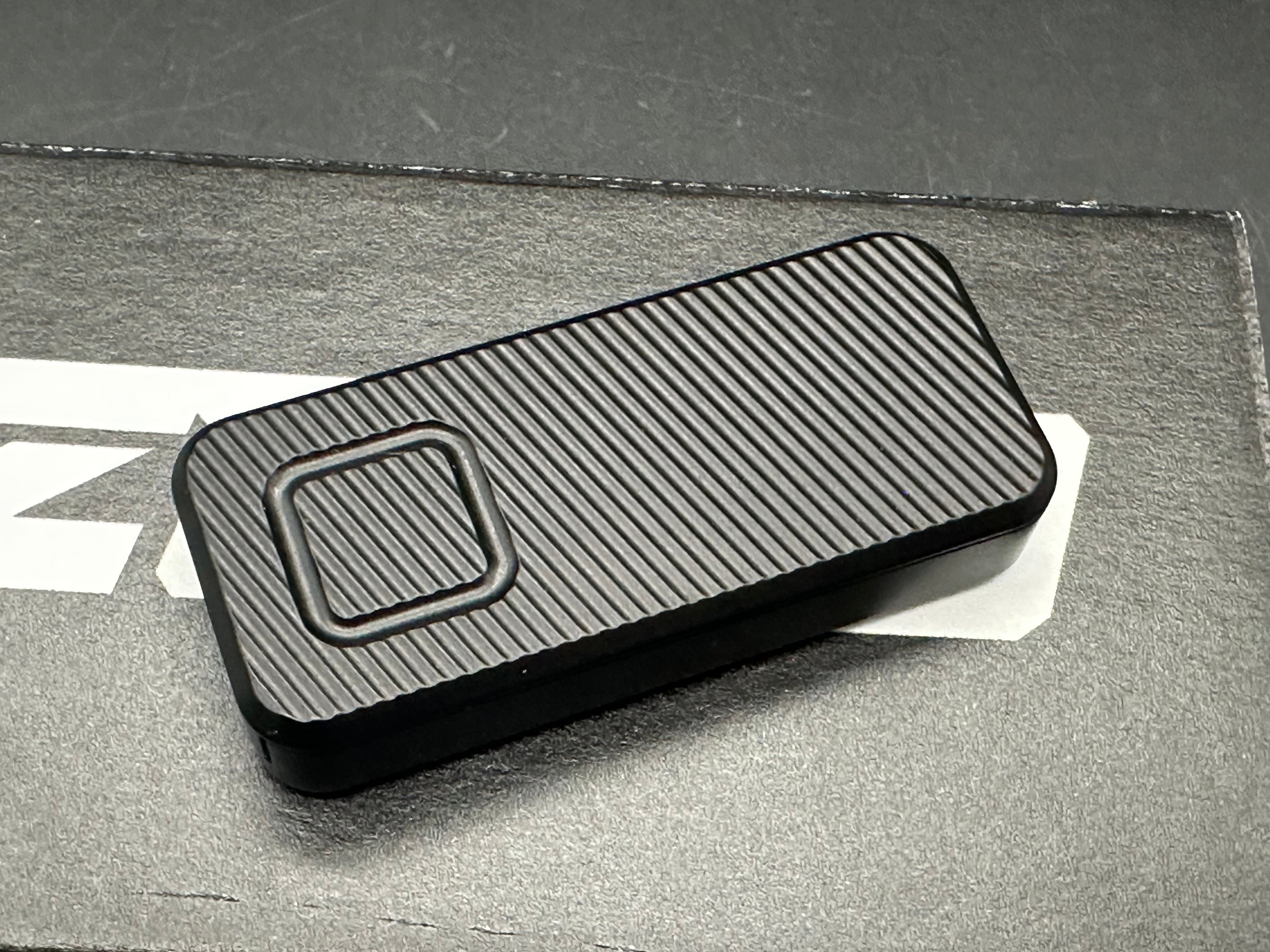 Rivery ZERO Utility Knife Utility Steel with File Pattern Black Aluminum