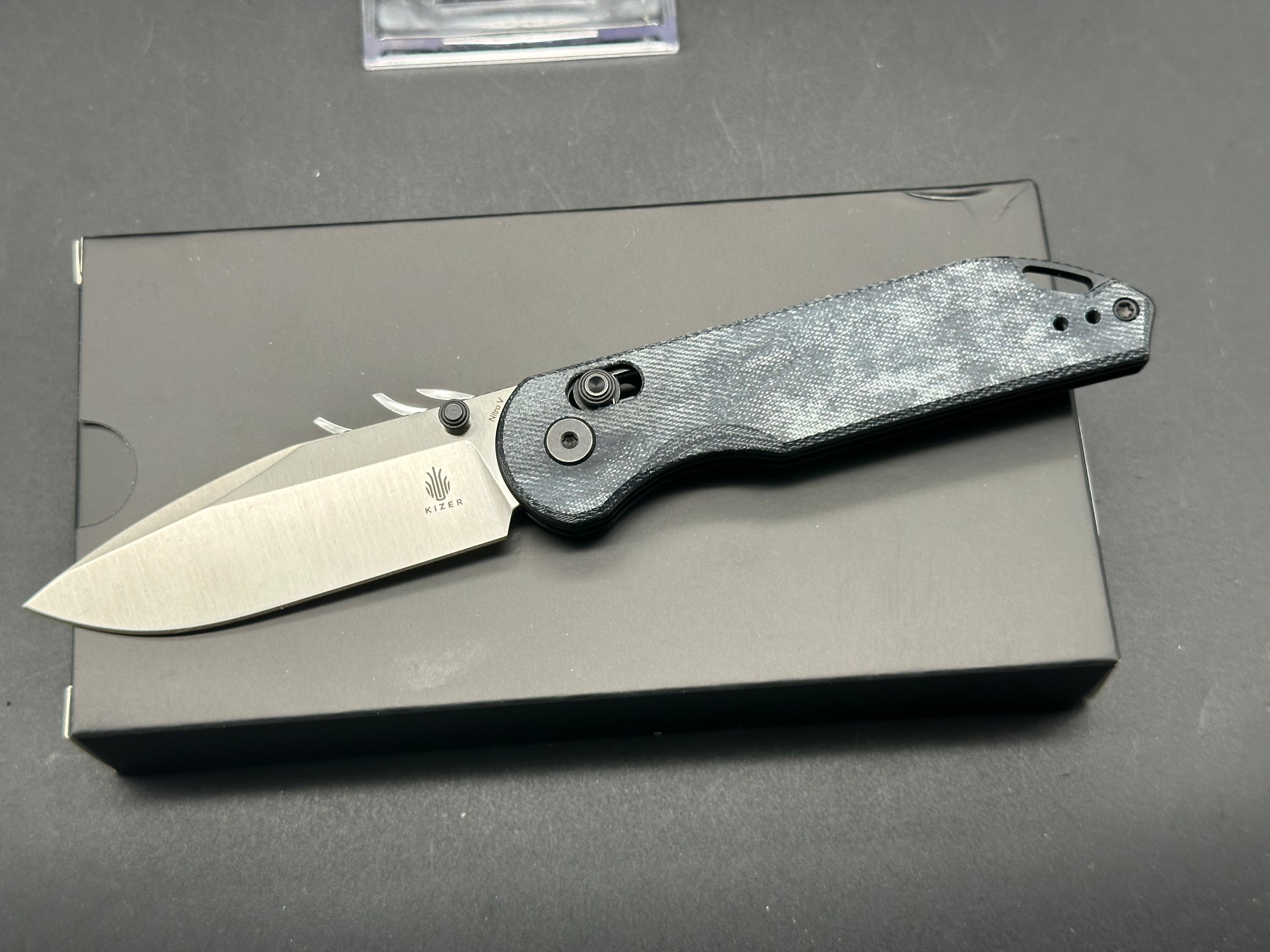 KIZER ASSASSIN FOLDING KNIFE NITRO V BLADE CLUTCH LOCK BLUE MICARTA HANDLE