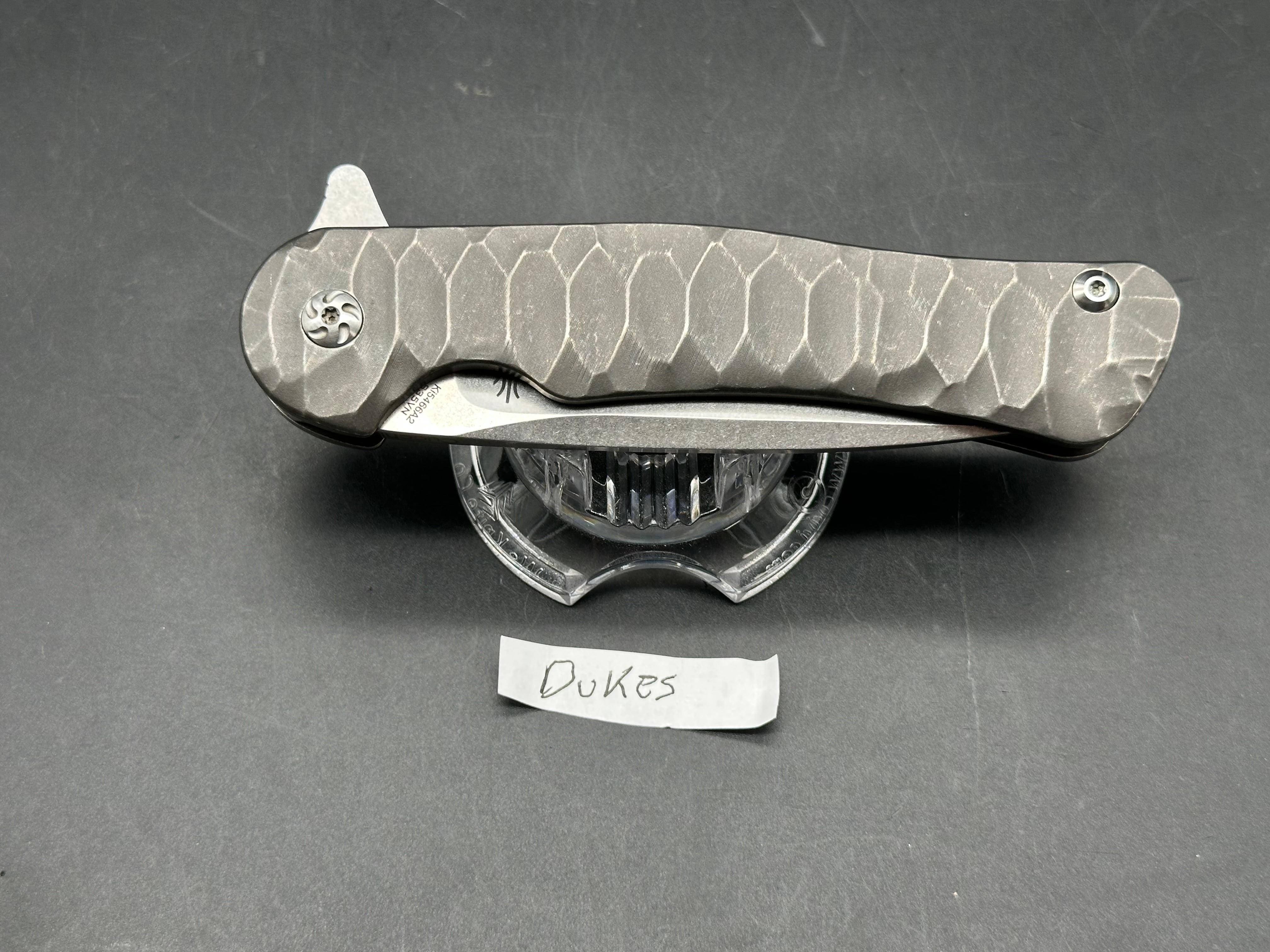 Kizer Dukes Large Matt Cuchiara design. 3.5 inch satin finish CPM-S35VN blade. Milled titanium frame