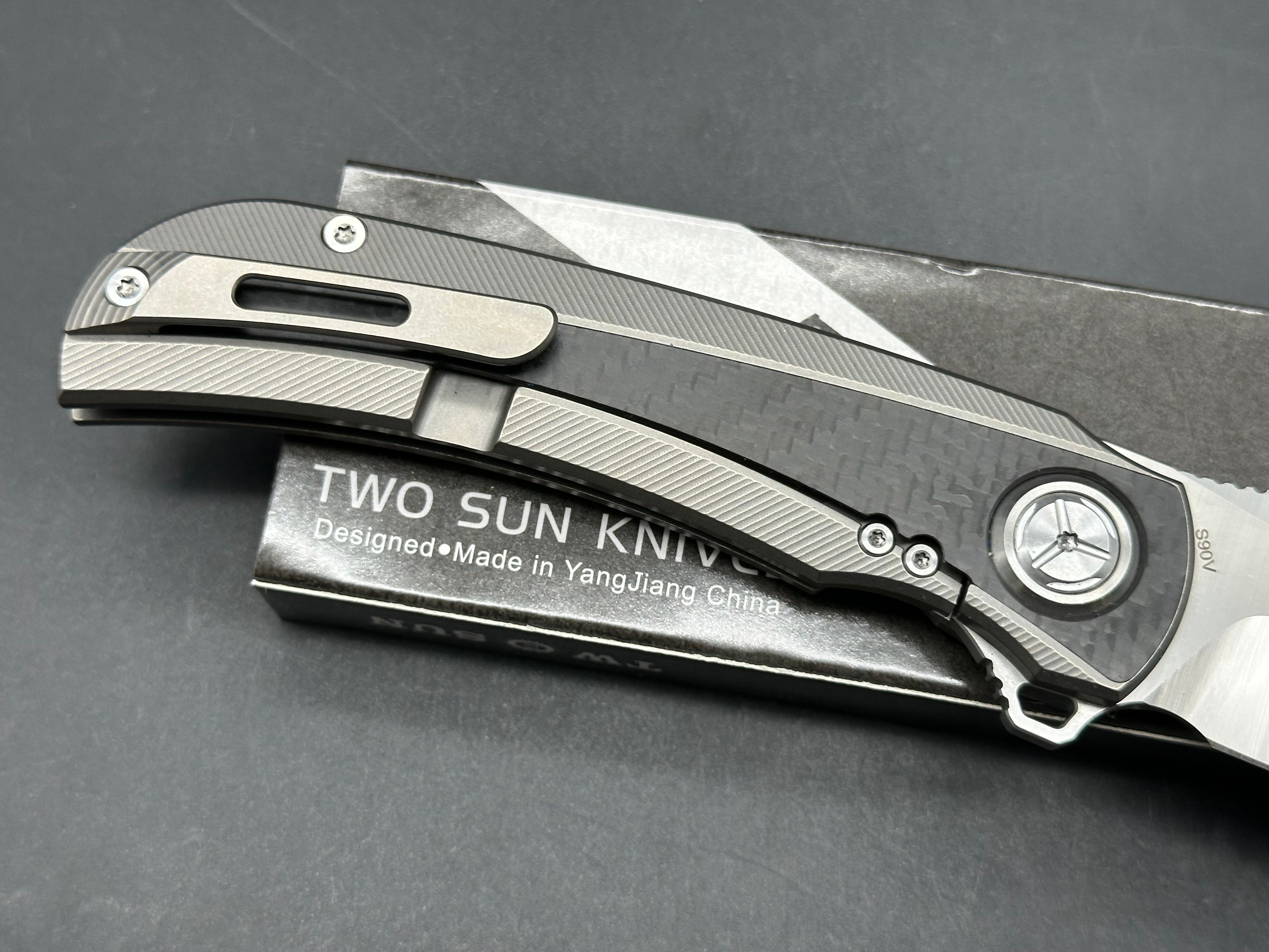 TwoSun TS191  titanium/CF handle w/S90V blade