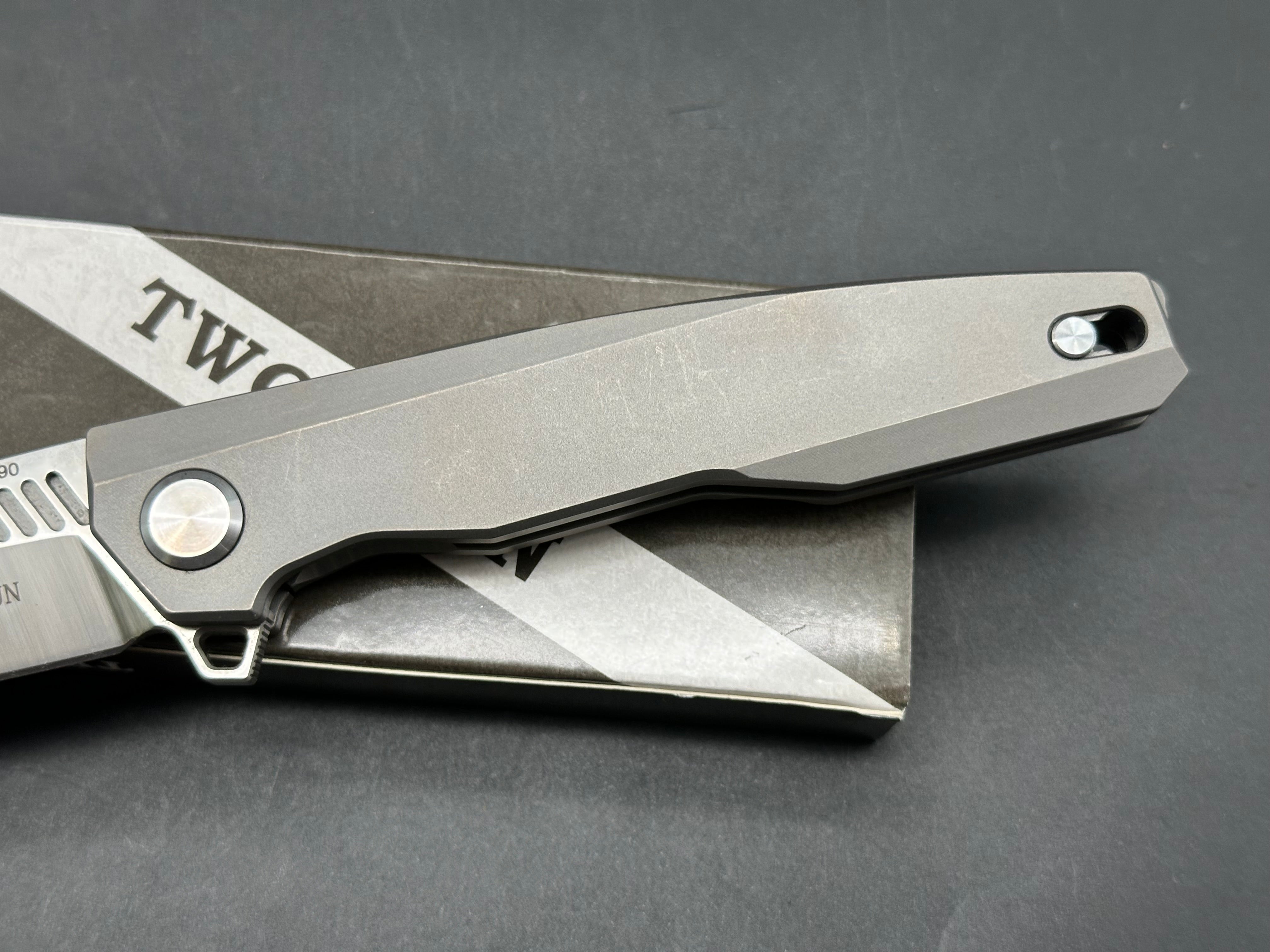 TwoSun TS88 titanium handles w/M390 blade