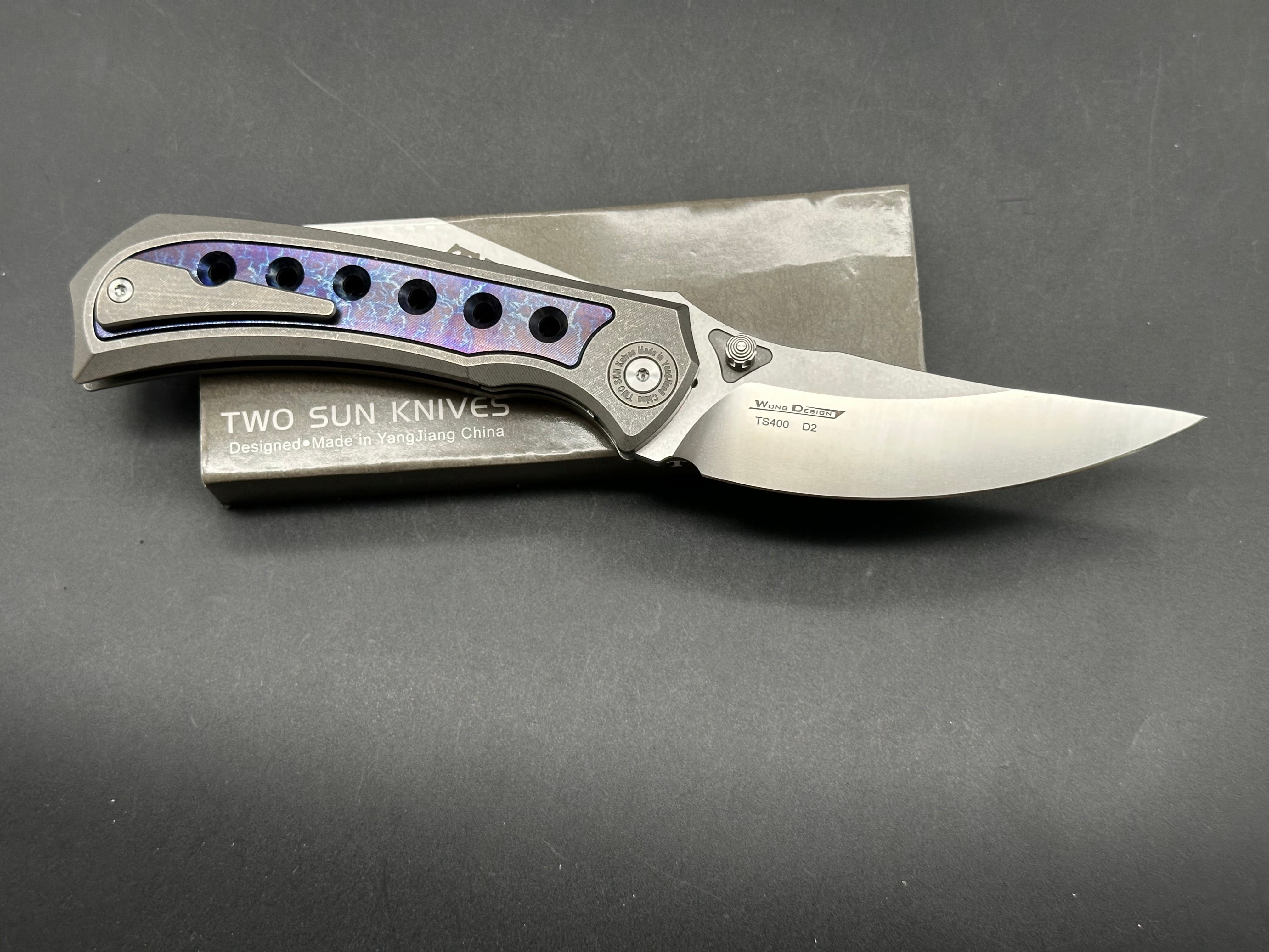 TwoSun TS400 titanium handle w/D2 blade