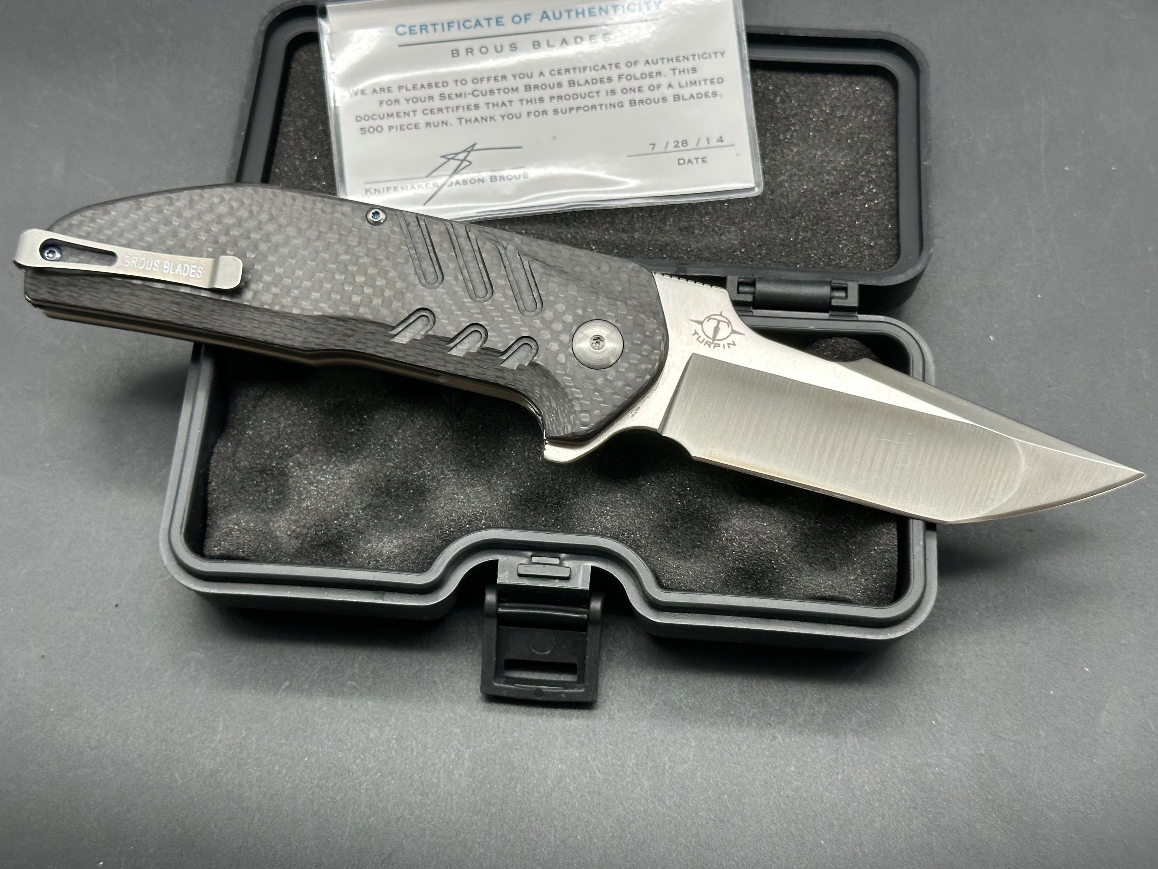 Brous Blades Strife CF scales w/D2 blade