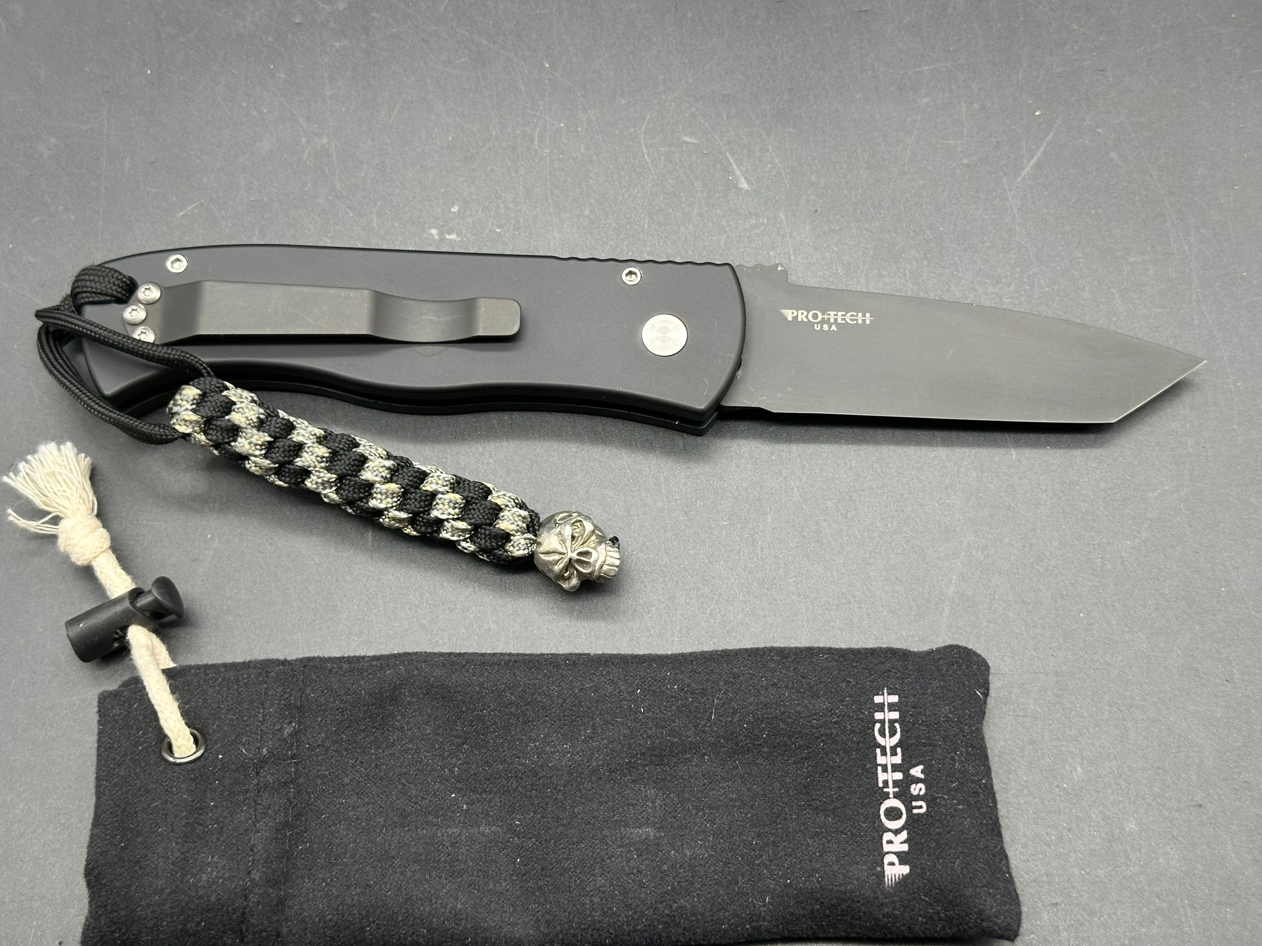 Protech Emerson QCQ- 7A (Punisher) auto two tone 154cm blade/aluminum handle/limited editionm
