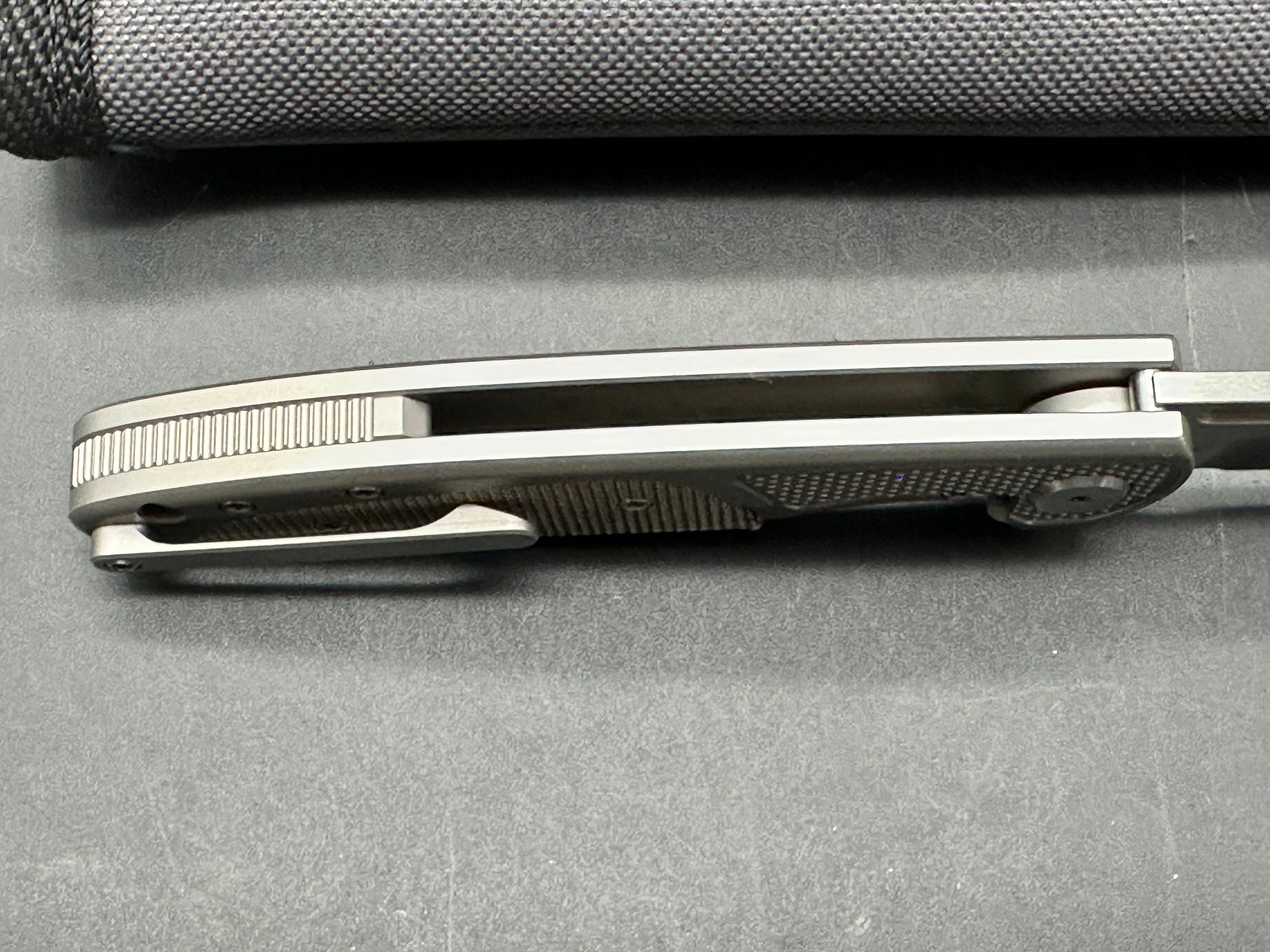 Ochs Worx Osprey EDX. Designed by Eric Ochs, 3.25 inch hollow grind, satin finish Bohler M390 two tone blade