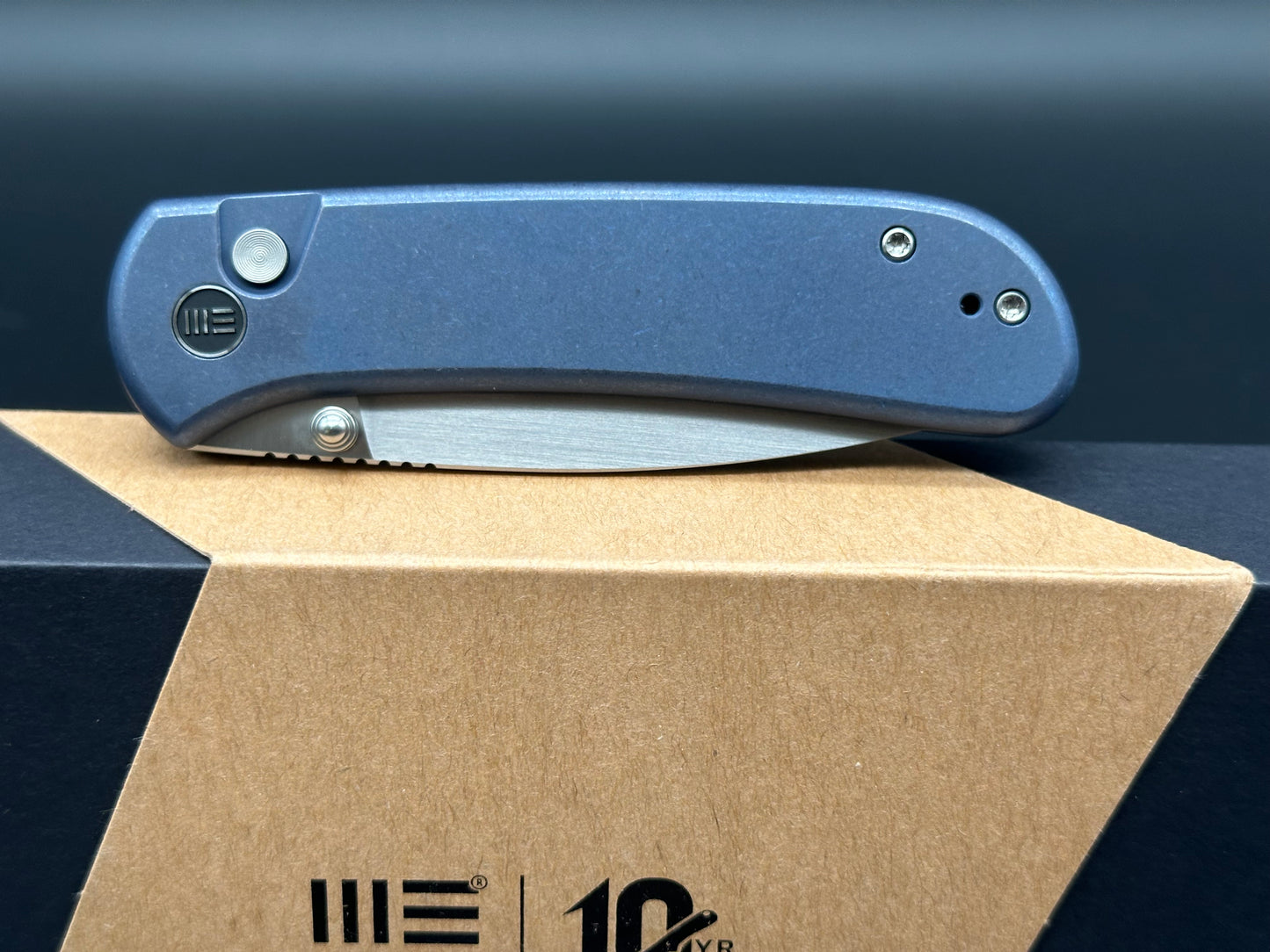 WE Qubit, 3.2" CPM 20CV Satin Drop Point Blade with Blue Stonewash Titanium handle