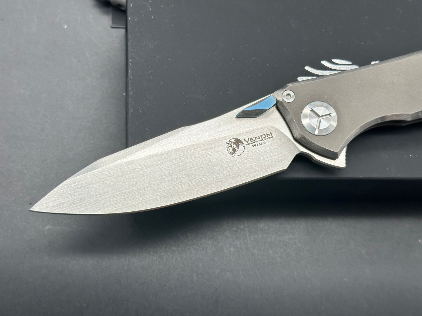 Kevin John Wing Integral titanium handle w/M390 blade