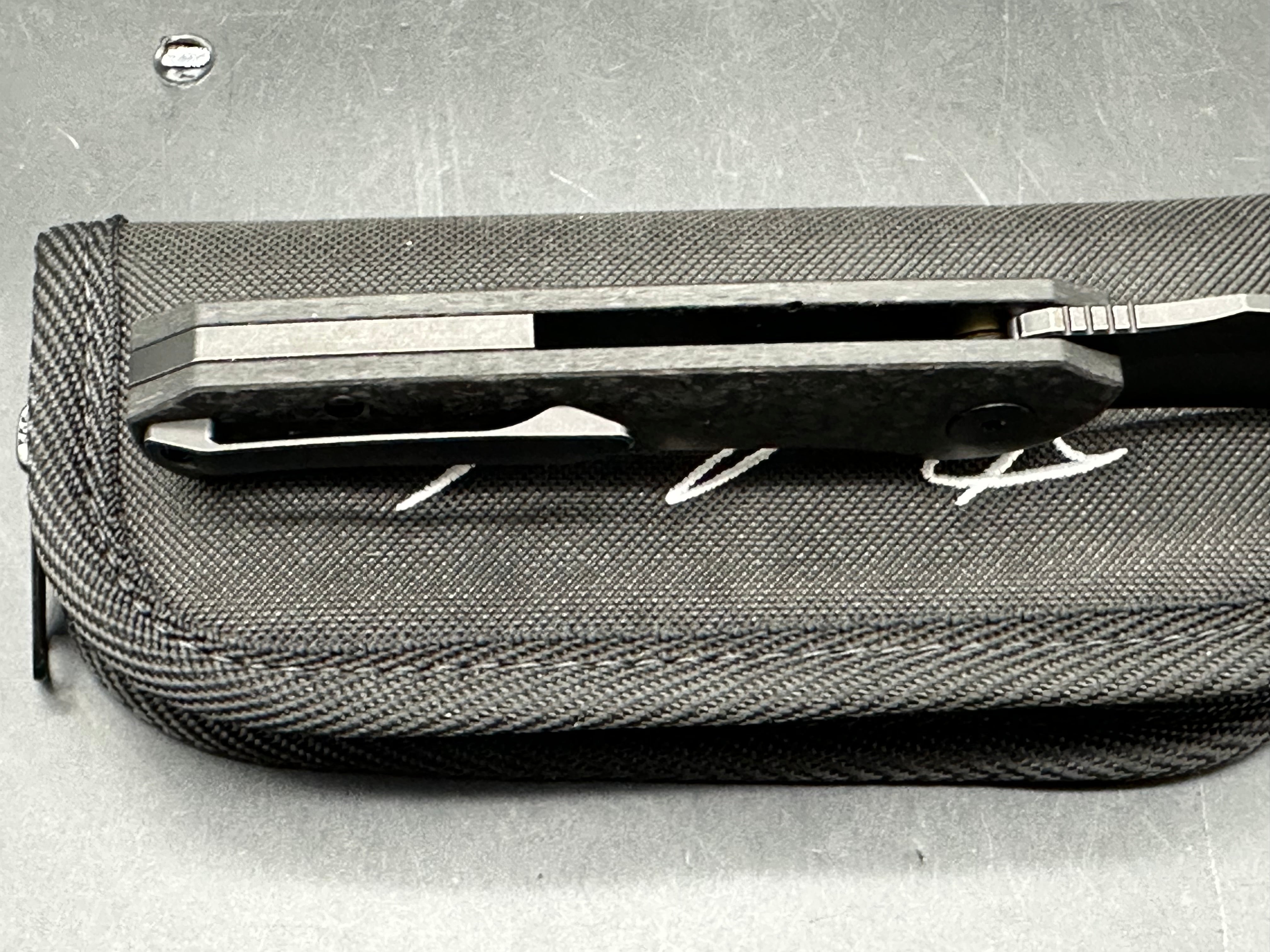 Daniel Carraher Jax 3.3 inch blackwashed PVD Bohler M390 blade. Carbon fiber scales