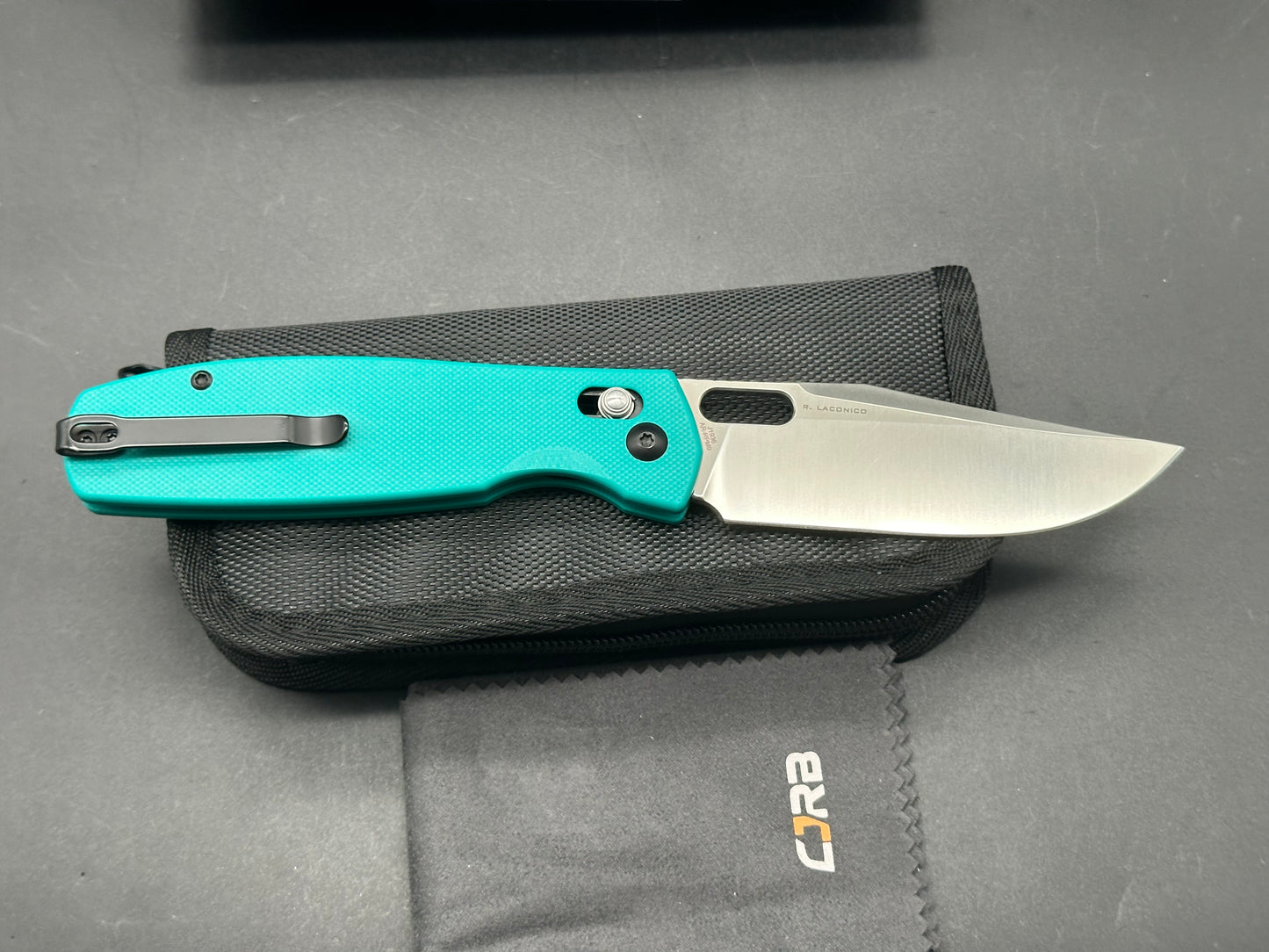 CJRB PRADO FOLDING KNIFE AQUA GREEN G10 HANDLE AR-RPM9 PLAIN EDGE SATIN FINISH