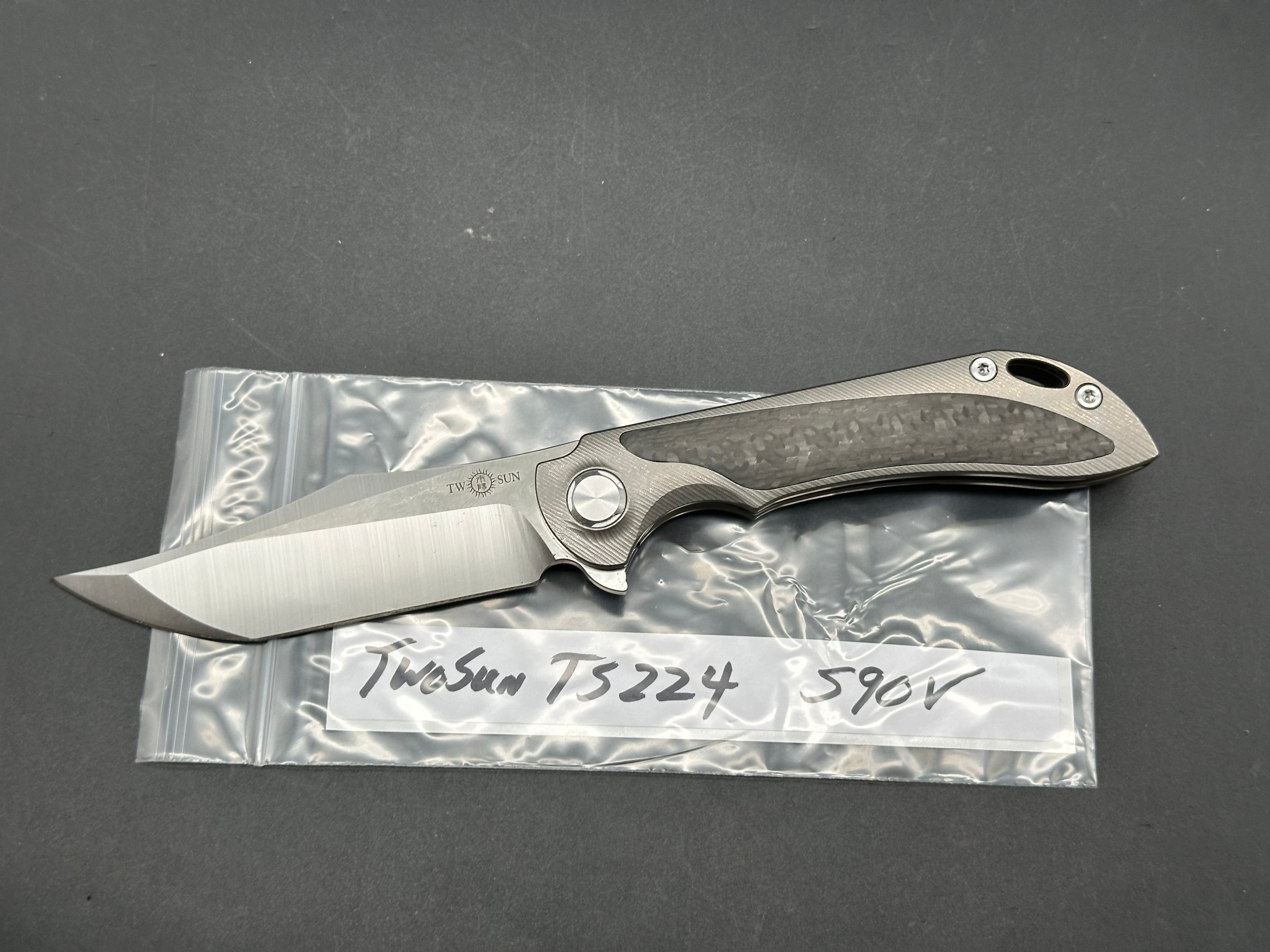 TwoSun TS224 titanium/CF handle w/S90V blade