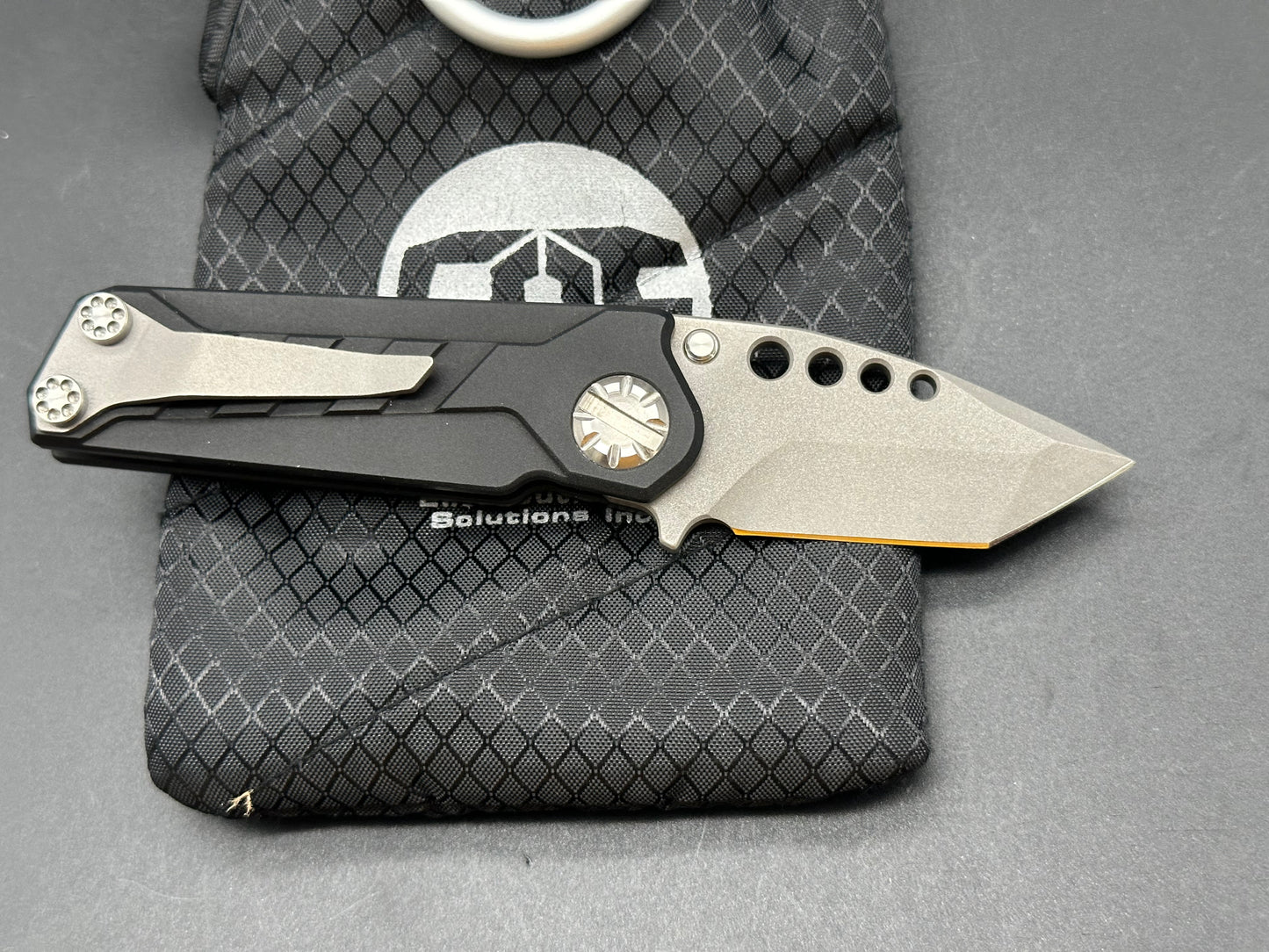 E0S Prawn Tanto Friction Folder