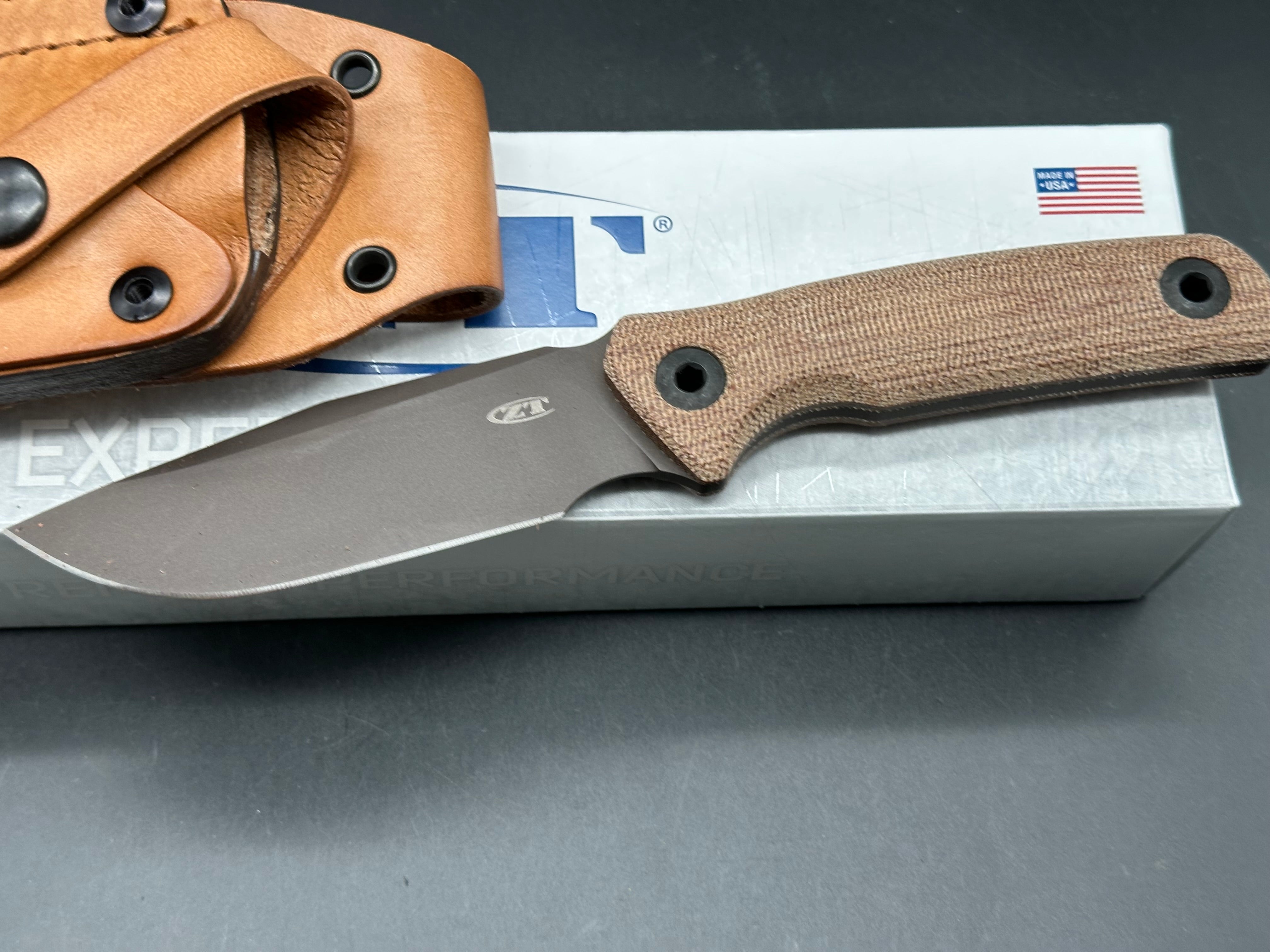 Zero Tolerance ZT 0004 Fixed blade Cru-wear