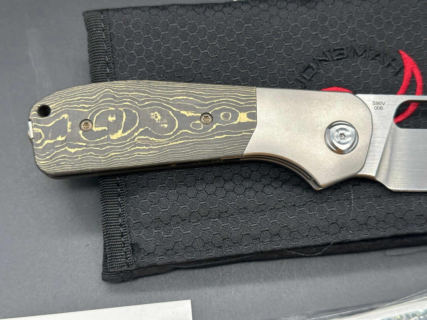 Liong Mah Field Duty 3.5, S90V Blade, Titanium/Gold Camo Fat Carbon Fiber