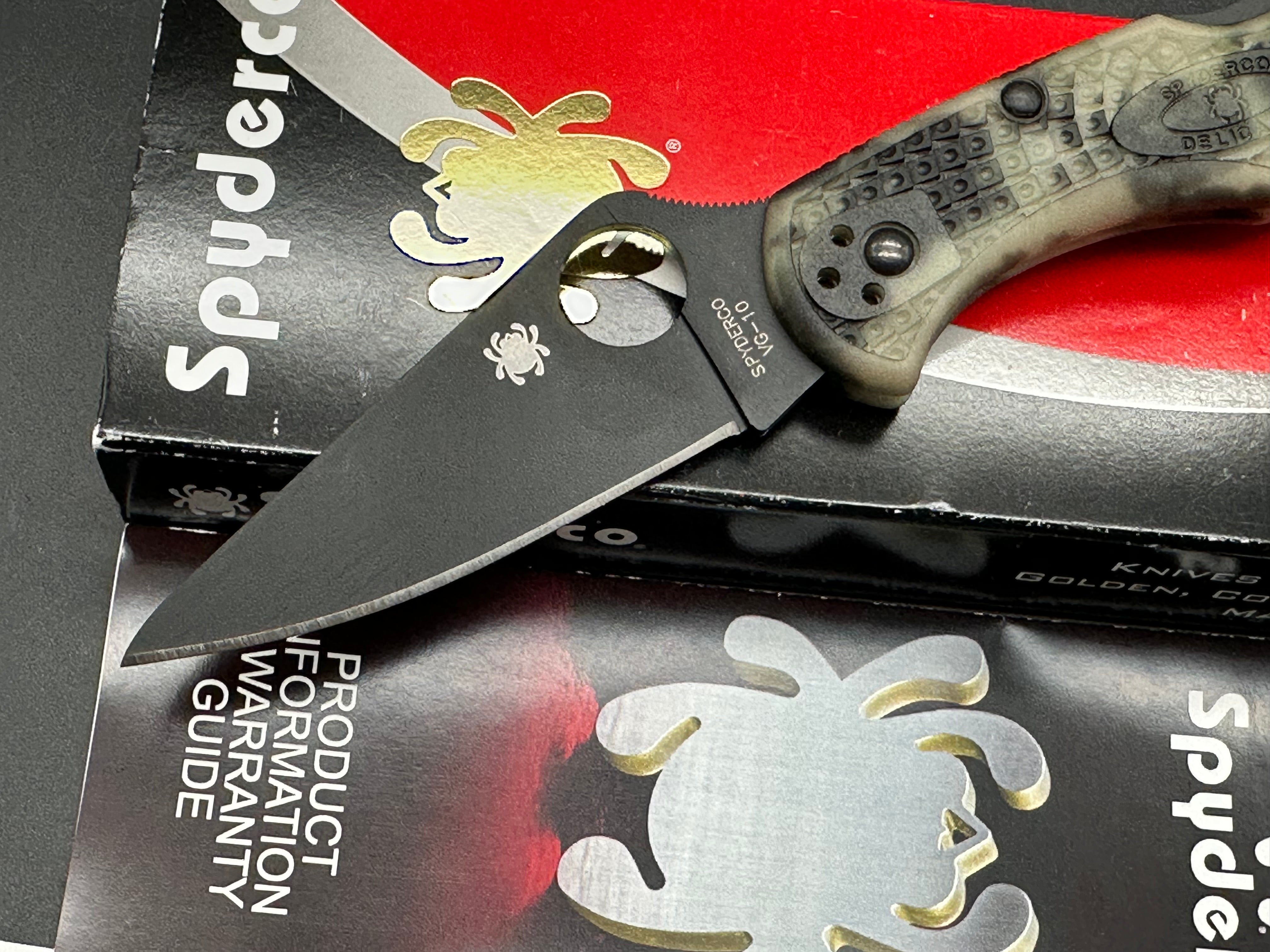 Spyderco Delica Rare Glow Zome VG-10
