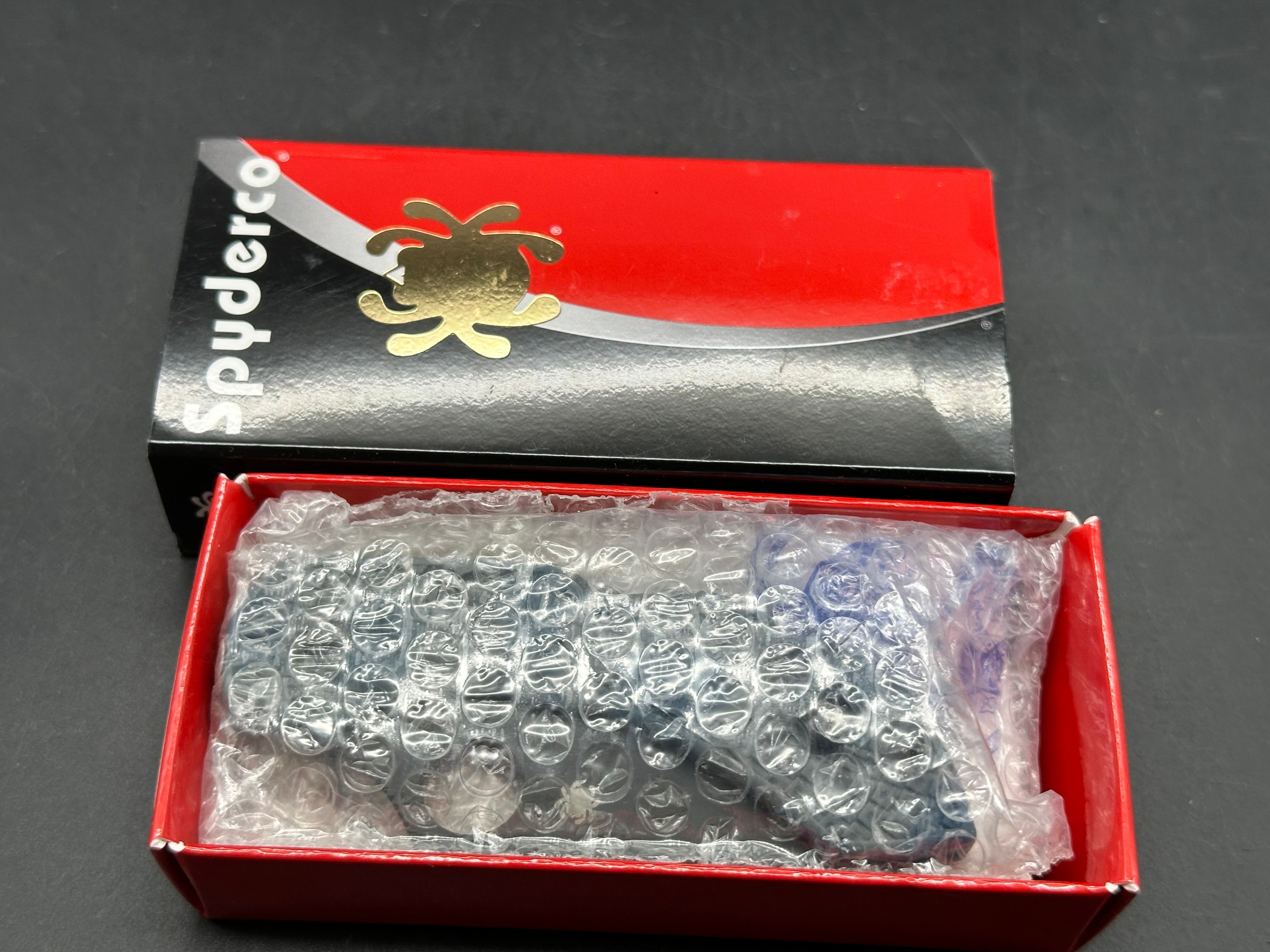 Spyderco Dragonfly Superblue Black blade