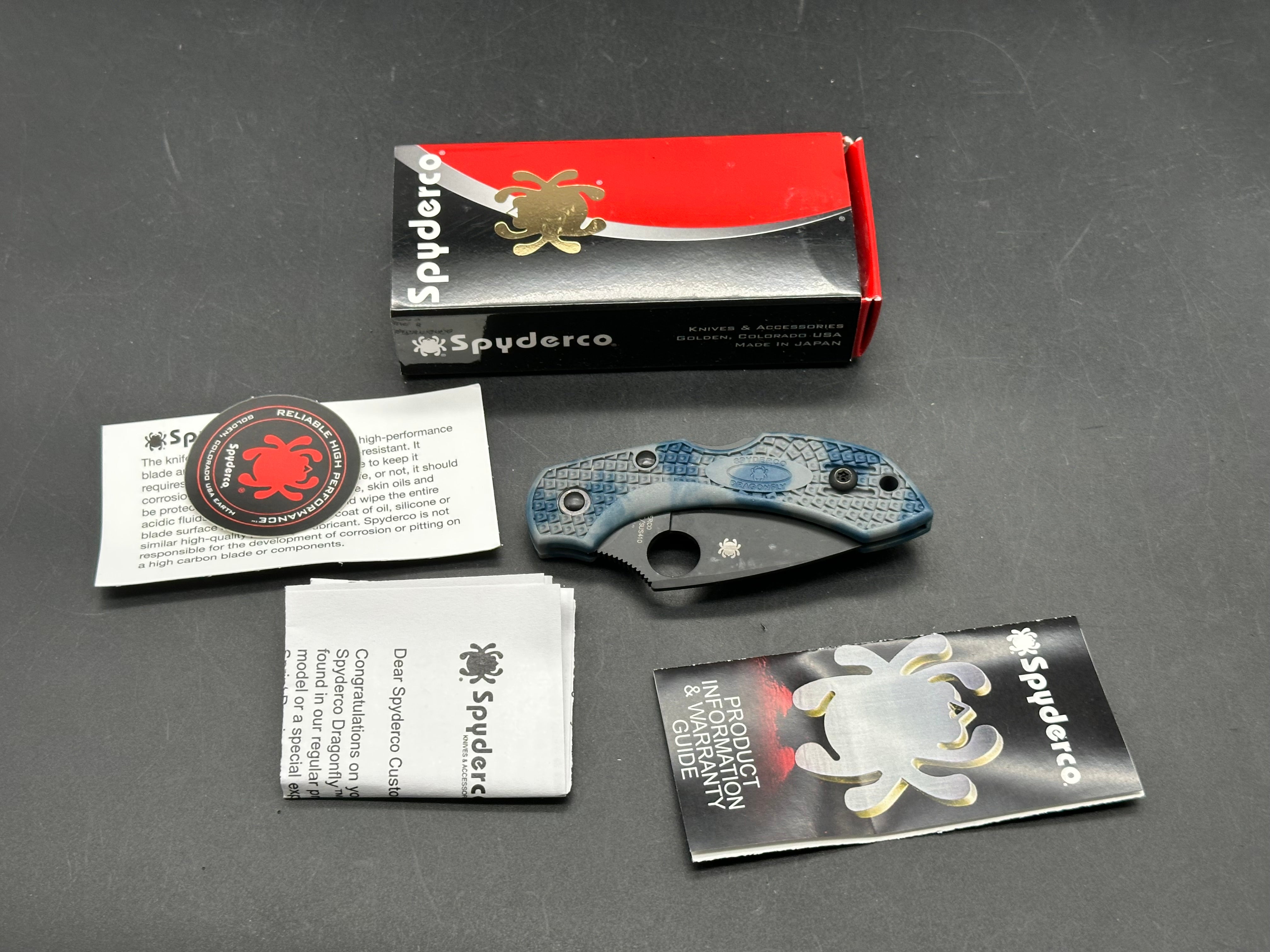 Spyderco Dragonfly Superblue Black blade