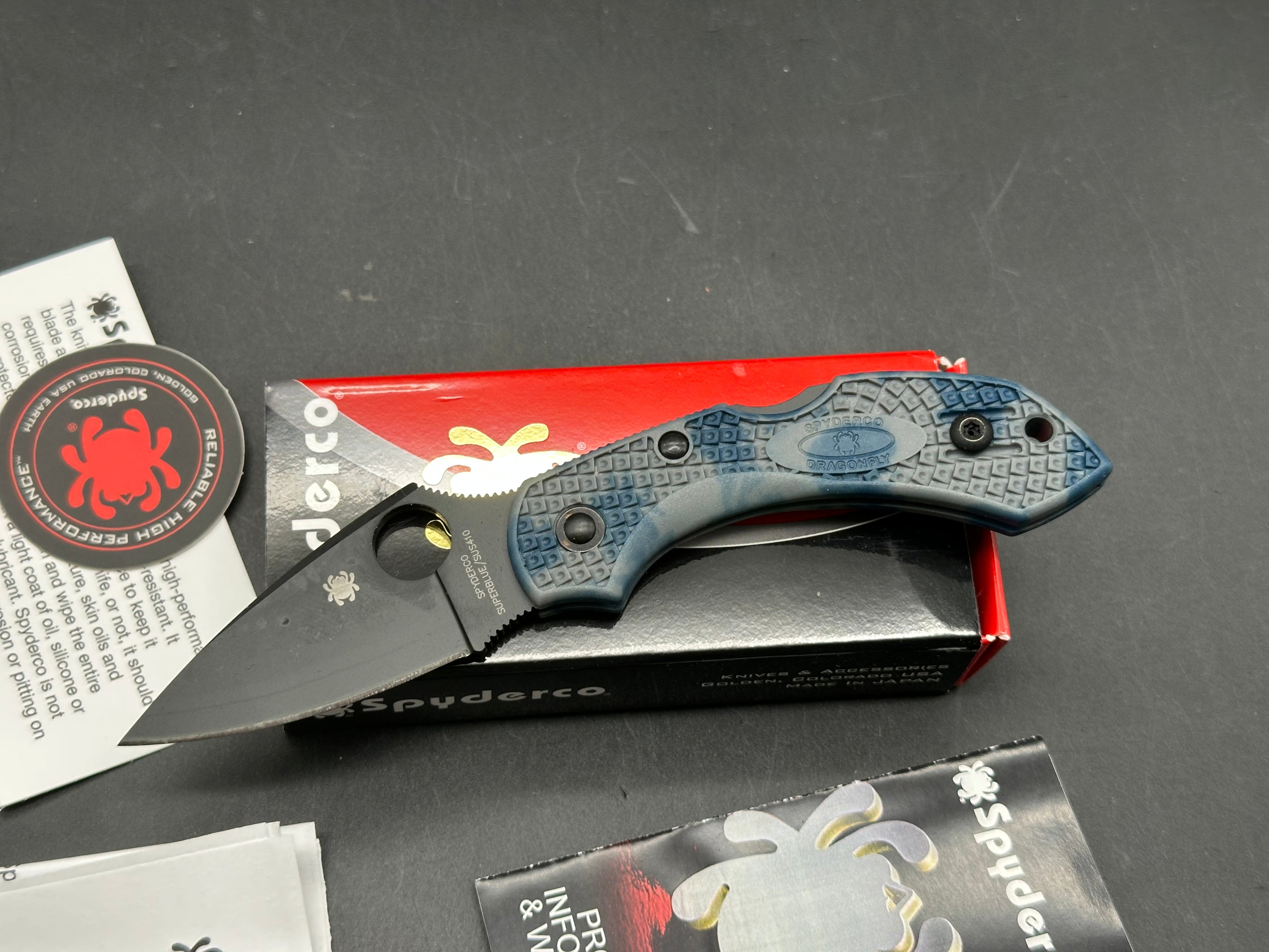 Spyderco Dragonfly Superblue Black blade