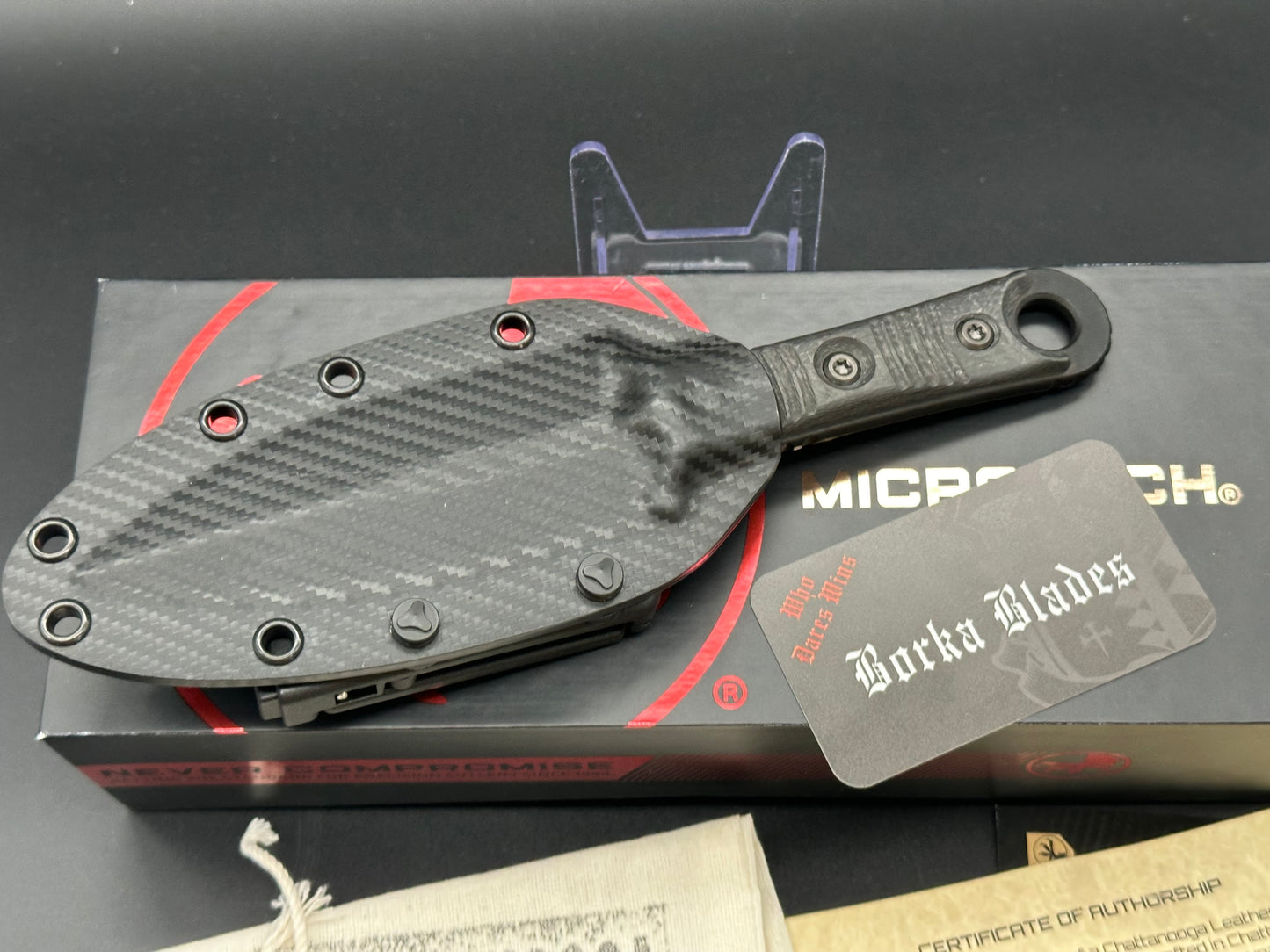 Microtech Borka SBD Dagger Fixed Blade Carbon Fiber DLC Full Serrated Signature Series