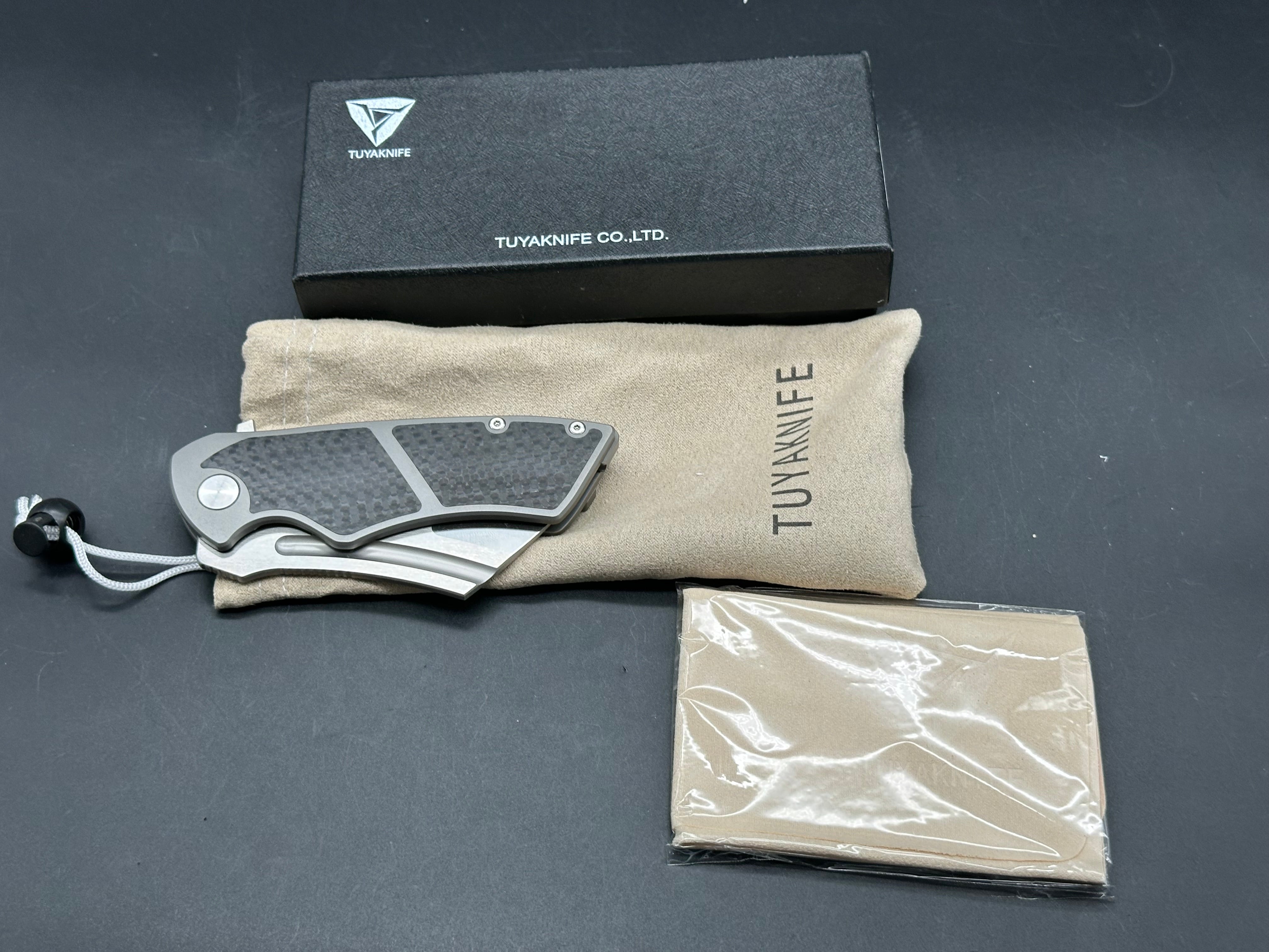 Tuya Knife Hellfire CF/Titanium handle w/S90V blade