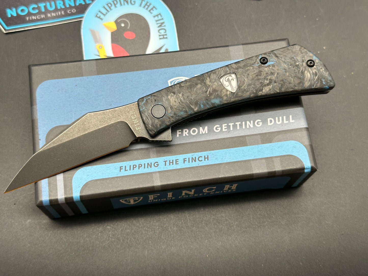 Finch Nocturnal, 2.9" 14C28N Blackwash Blade with Blue Dark Matter Fat Carbon Handle