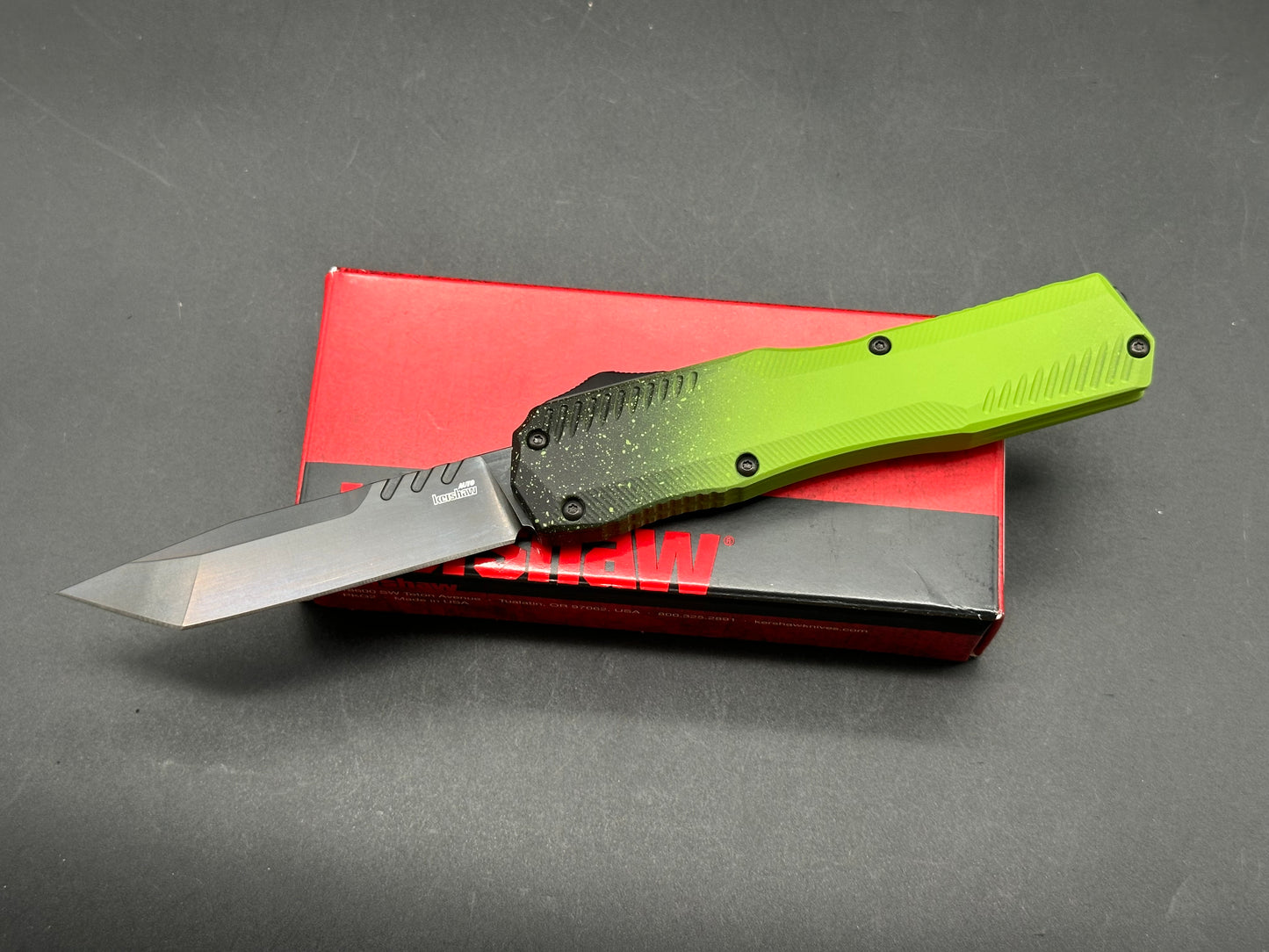 Kershaw Livewire automatic Zombie cerekote magnacut from Blade Show 2024