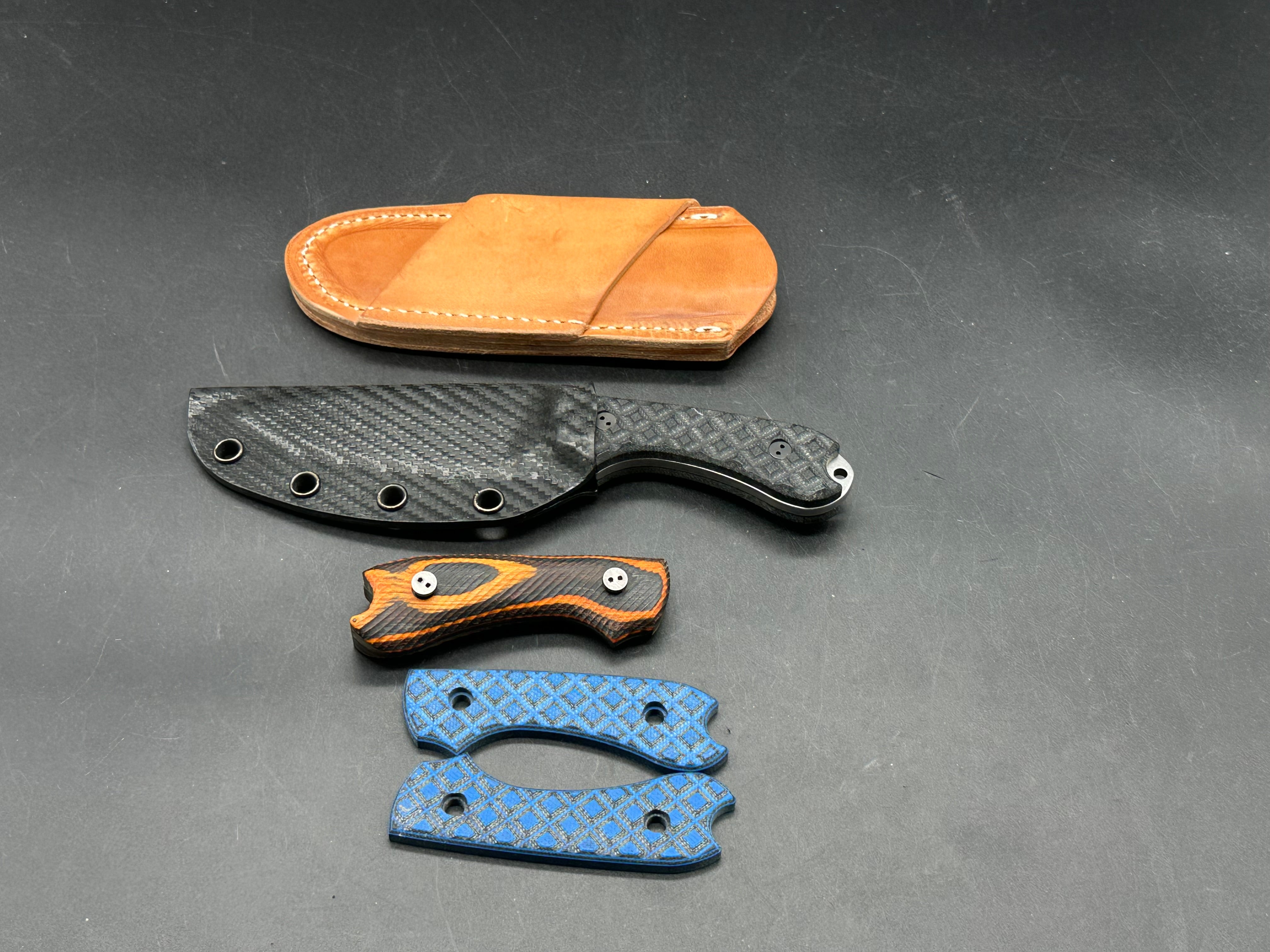 Bradford Guardian 3 in AEB-L with leather and kydex sheaths and 3 sets of scales