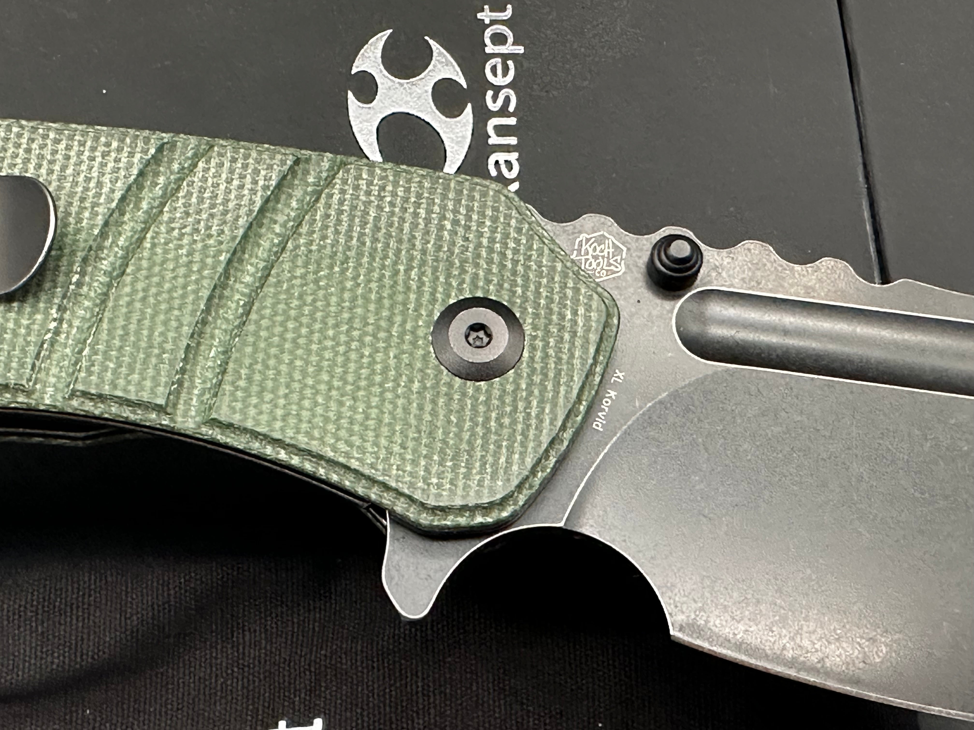 Kansept Korvid XL Green Micarta scales w/154CM blade