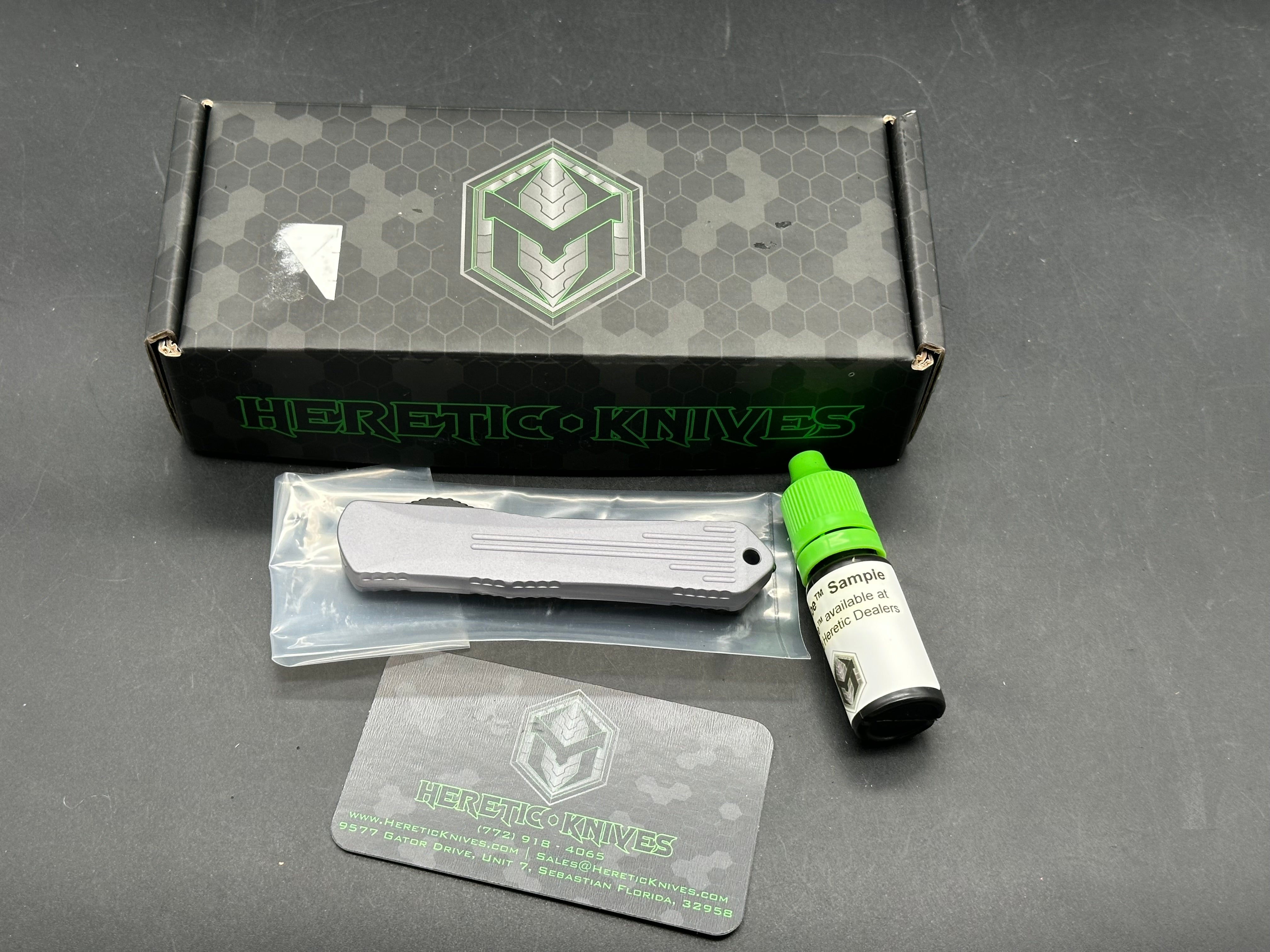 Heretic H025-10-Gray Manticore S Magnacut